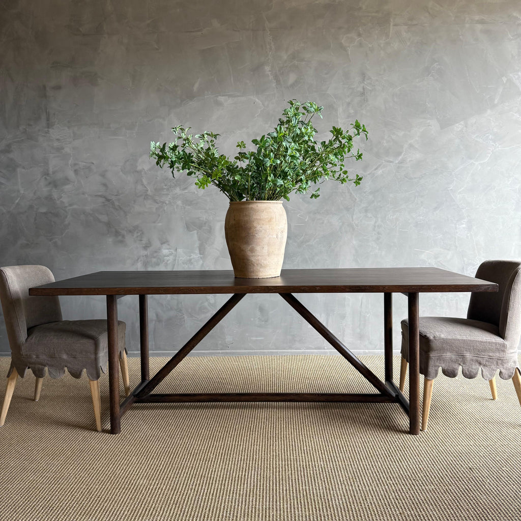 https://a.1stdibscdn.com/reclaimed-wood-oak-dining-table-84-for-sale-picture-18/f_18223/f_476597921763774066756/IMG_1413_2_master.jpg