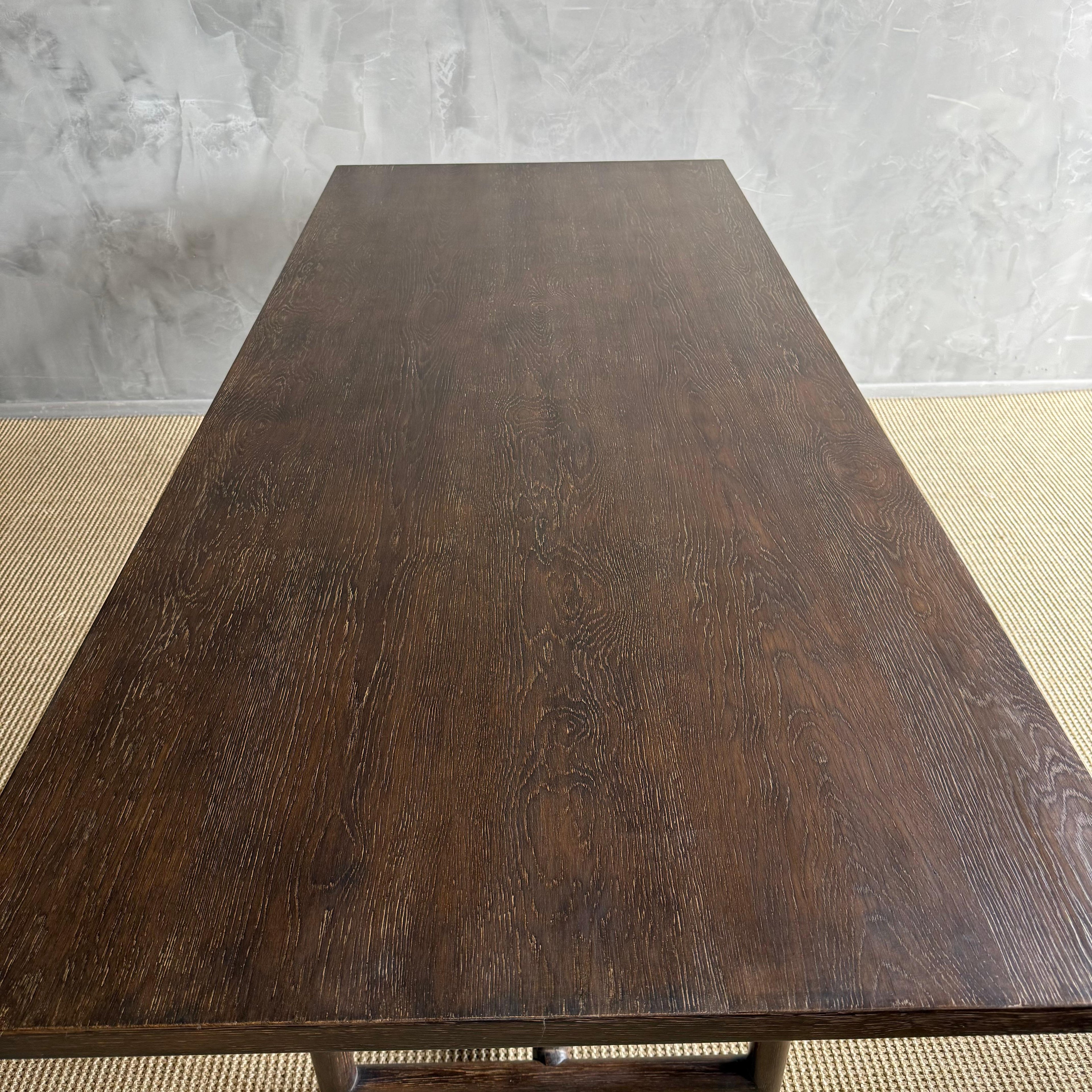 https://a.1stdibscdn.com/reclaimed-wood-oak-dining-table-84-for-sale-picture-16/f_18223/f_476597921763774066925/IMG_1418_2_master.jpg