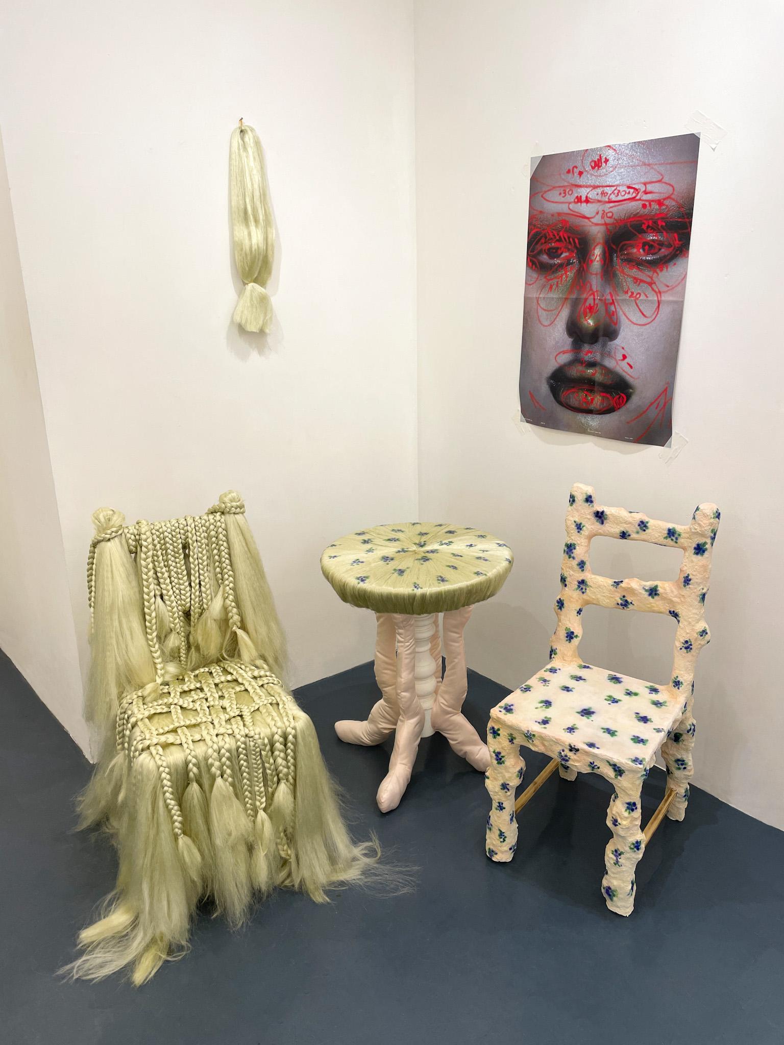 https://a.1stdibscdn.com/blondie-chair-by-maria-zakioso-for-sale-picture-11/f_12192/f_415735021726864857446/IMG_1439_master.JPG