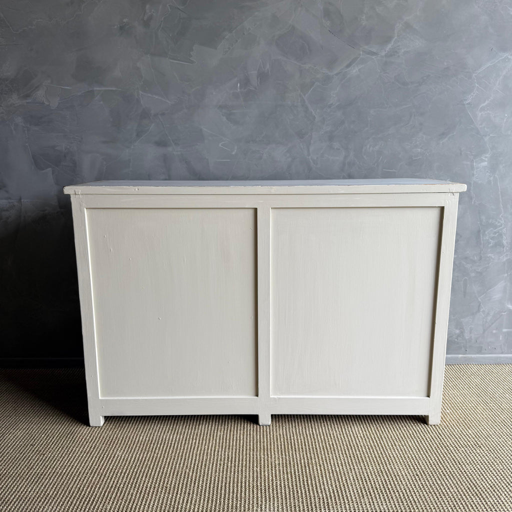 https://a.1stdibscdn.com/vintage-style-painted-2-door-cabinet-for-sale-picture-17/f_18223/f_476938821764018012204/IMG_1465_2_master.jpg