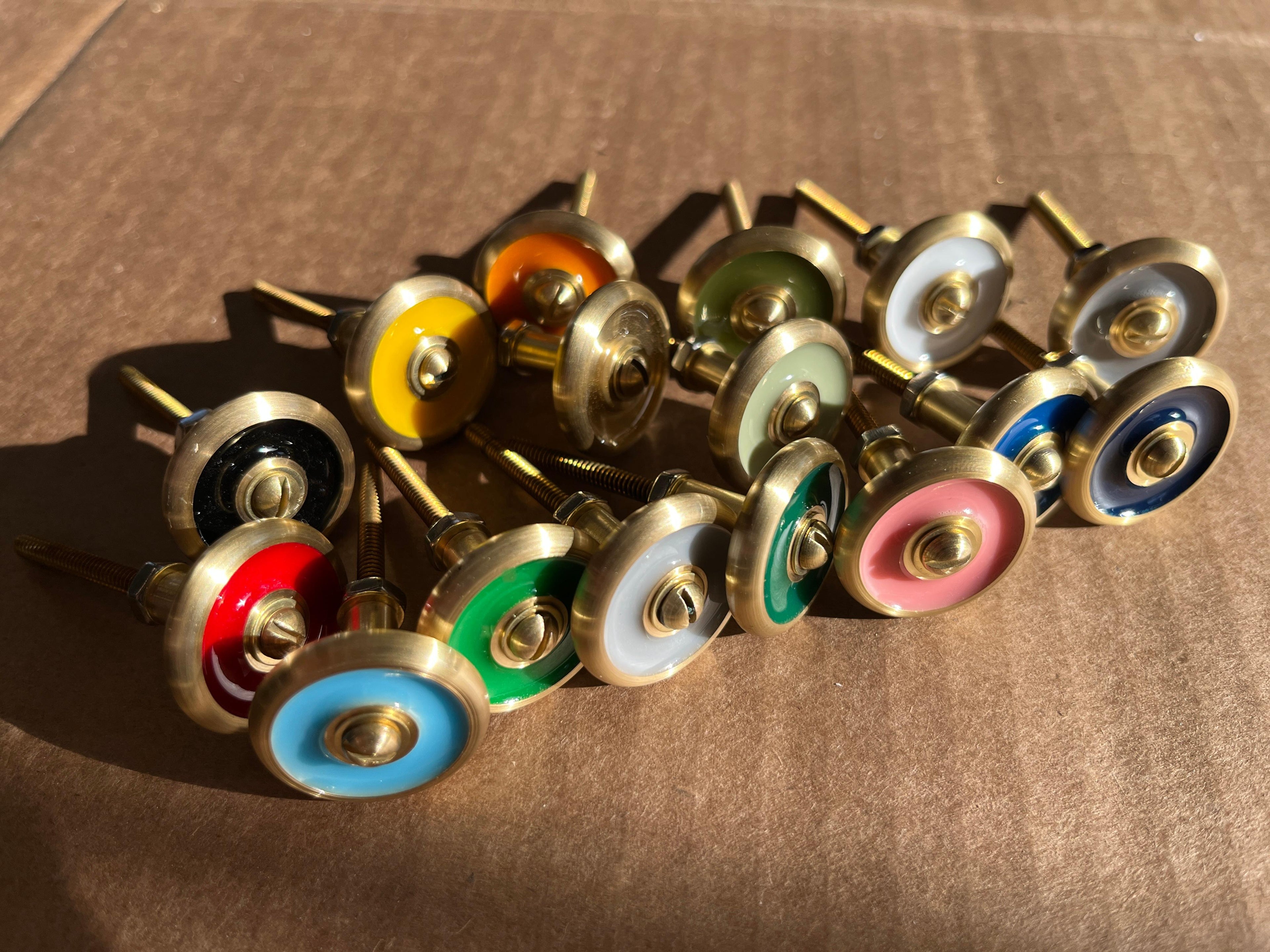 https://a.1stdibscdn.com/cabinet-drawer-pulls-by-daughter-mfg-choose-your-color-from-our-list-of-colors-for-sale-picture-20/f_90532/f_393465521774129745501/IMG_1649_master.jpeg