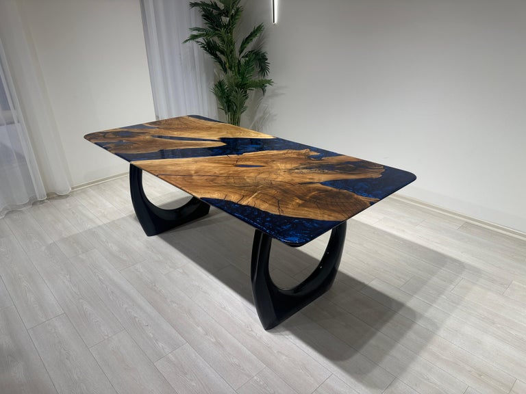 https://a.1stdibscdn.com/walnut-resin-river-dining-table-epoxy-wood-table-epoxy-resin-table-top-for-sale-picture-4/f_91932/f_419892621729604768730/IMG_1682_master.JPG?width=768