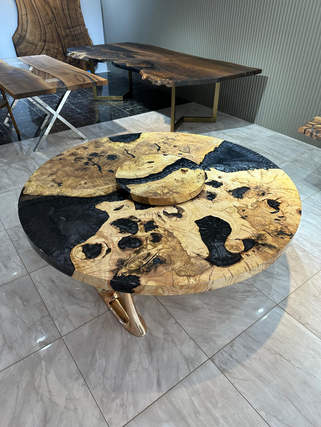 https://a.1stdibscdn.com/ancient-ash-wood-epoxy-resin-round-table-for-sale-picture-4/f_91932/f_36382212/IMG_1695994310599_master.jpg
