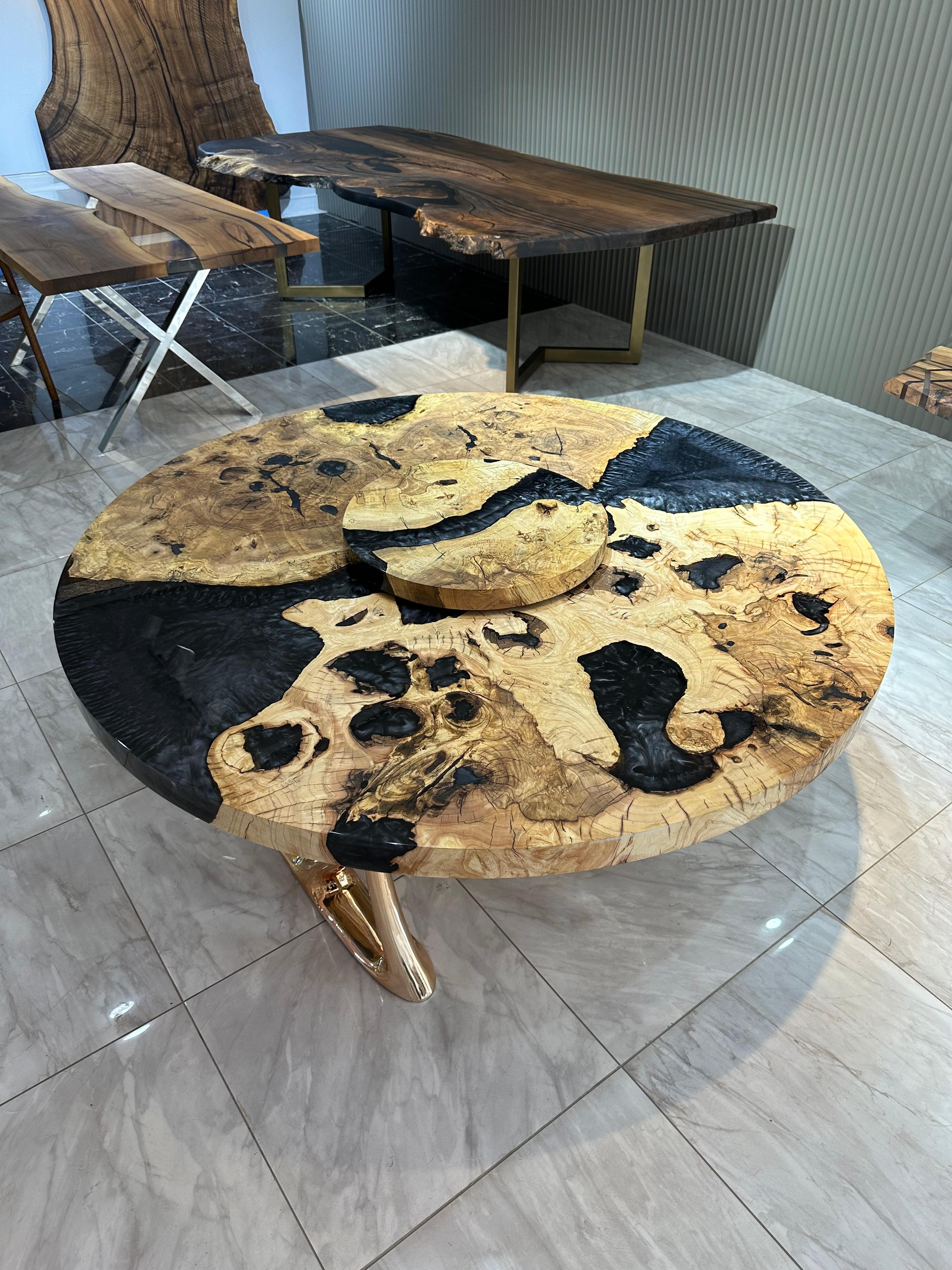 https://a.1stdibscdn.com/ancient-ash-wood-epoxy-resin-round-table-for-sale-picture-4/f_91932/f_36382212/IMG_1695994310599_master.jpg