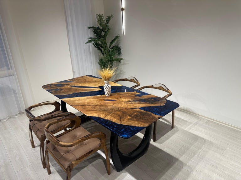 https://a.1stdibscdn.com/walnut-resin-river-dining-table-epoxy-wood-table-epoxy-resin-table-top-for-sale-picture-16/f_91932/f_419892621729604782177/IMG_1703_master.JPG?width=768