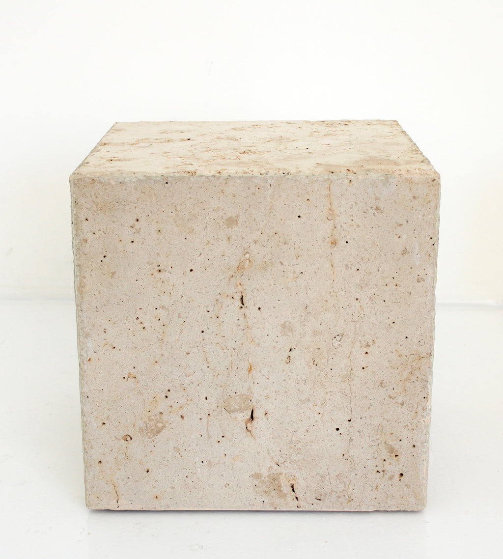 https://a.1stdibscdn.com/travertine-marble-cube-side-tables-or-coffee-tables-for-sale-picture-5/f_8198/f_197357821593809150541/IMG_1710_master.jpeg