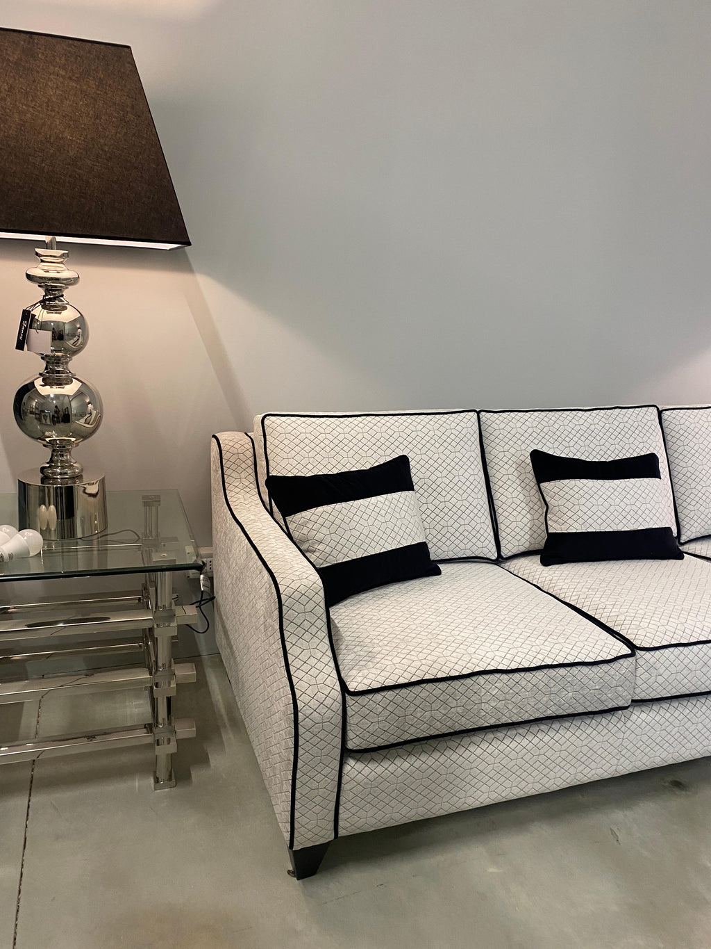 https://a.1stdibscdn.com/italian-contemporary-black-and-light-grey-velvet-three-seater-sofa-for-sale-picture-2/f_48502/f_39379182/IMG_1713790005568_master.JPG