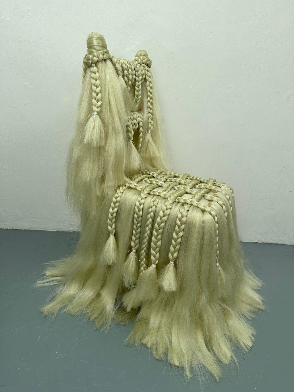 https://a.1stdibscdn.com/blondie-chair-by-maria-zakioso-for-sale-picture-8/f_12192/f_41573502/IMG_1726865107664_master.JPG