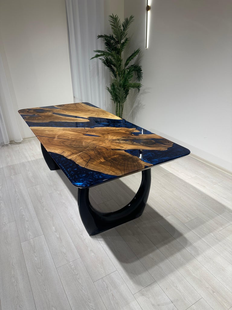 https://a.1stdibscdn.com/walnut-resin-river-dining-table-epoxy-wood-table-epoxy-resin-table-top-for-sale-picture-5/f_91932/f_41989262/IMG_1729604799720_master.JPG?width=768