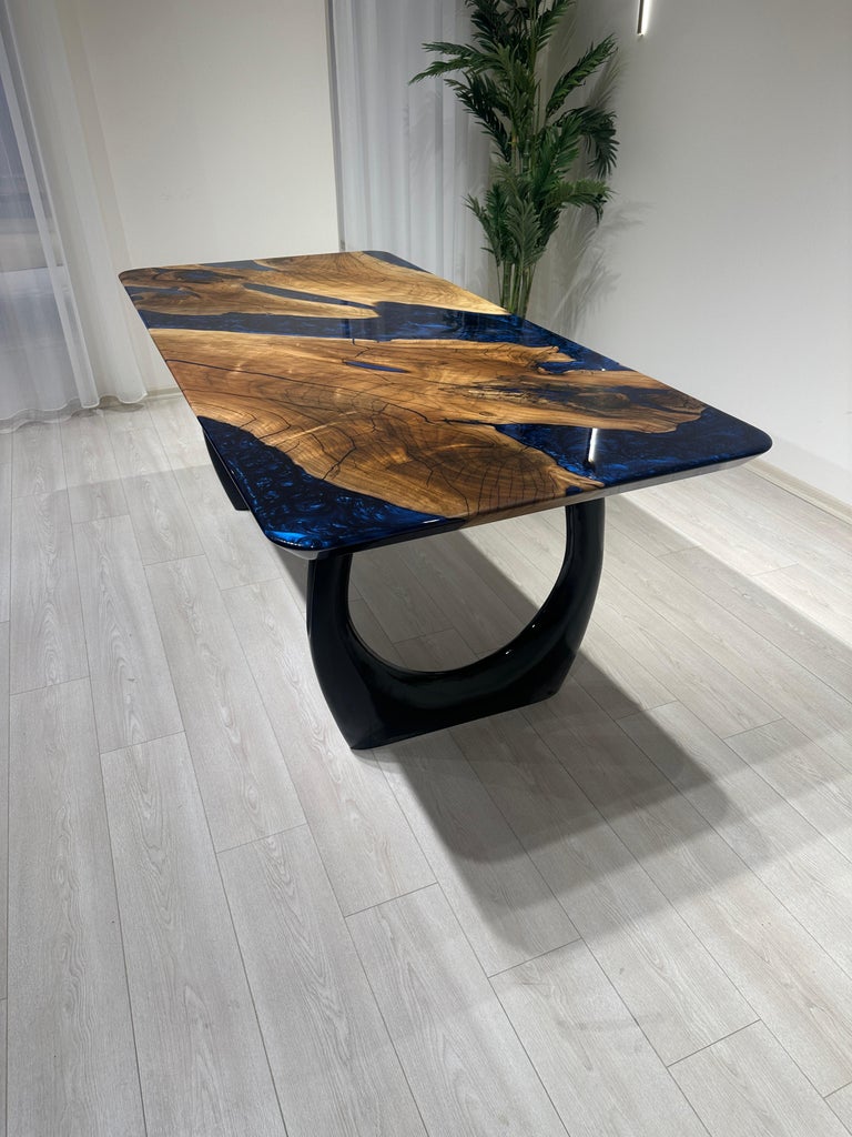 https://a.1stdibscdn.com/walnut-resin-river-dining-table-epoxy-wood-table-epoxy-resin-table-top-for-sale-picture-6/f_91932/f_41989262/IMG_1729604819069_master.JPG?width=768