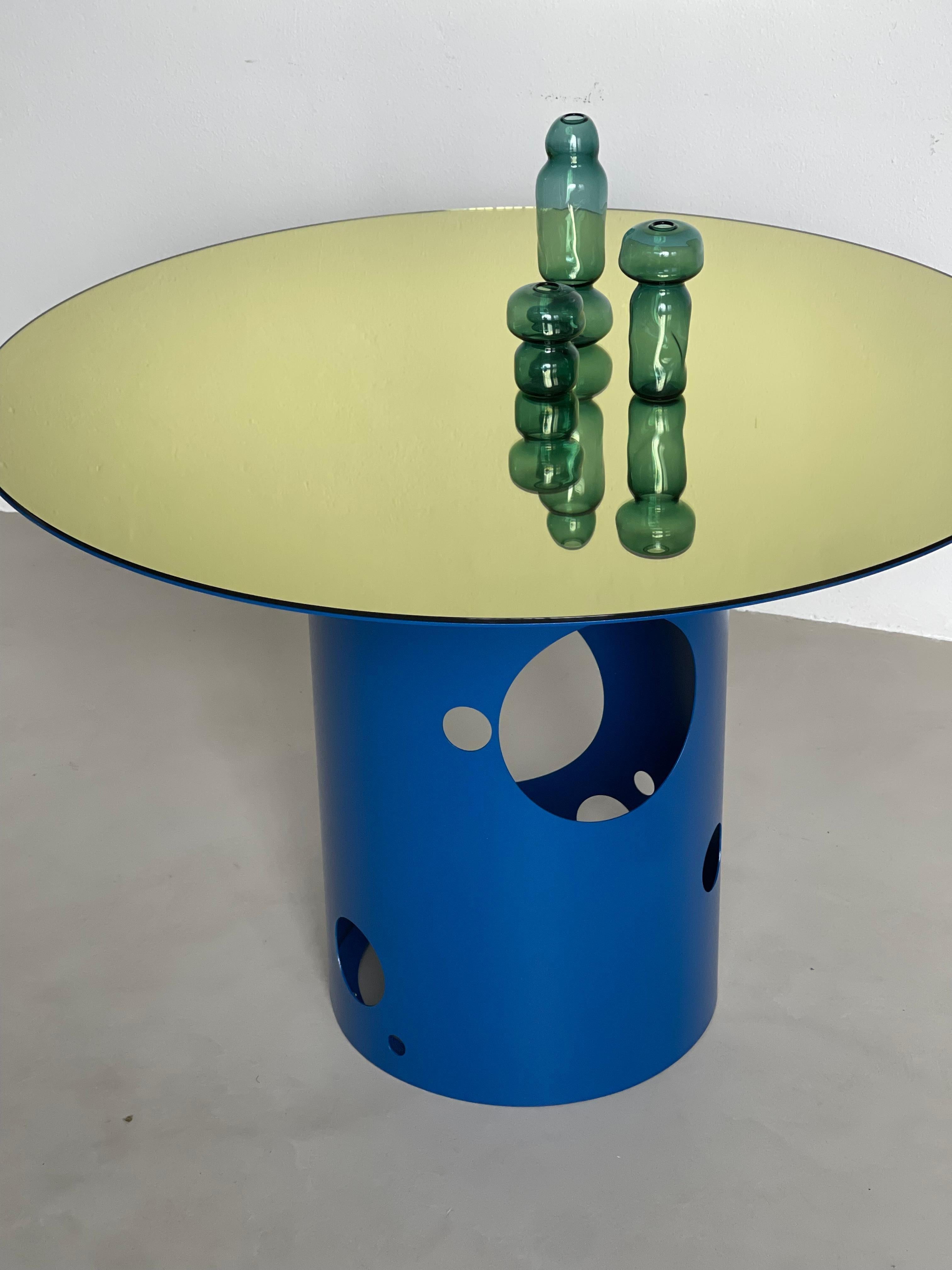 https://a.1stdibscdn.com/21st-century-contemporary-italian-silos-dining-table-by-spinzi-electric-blue-for-sale-picture-5/f_77822/f_43462172/IMG_1738670994193_master.jpeg