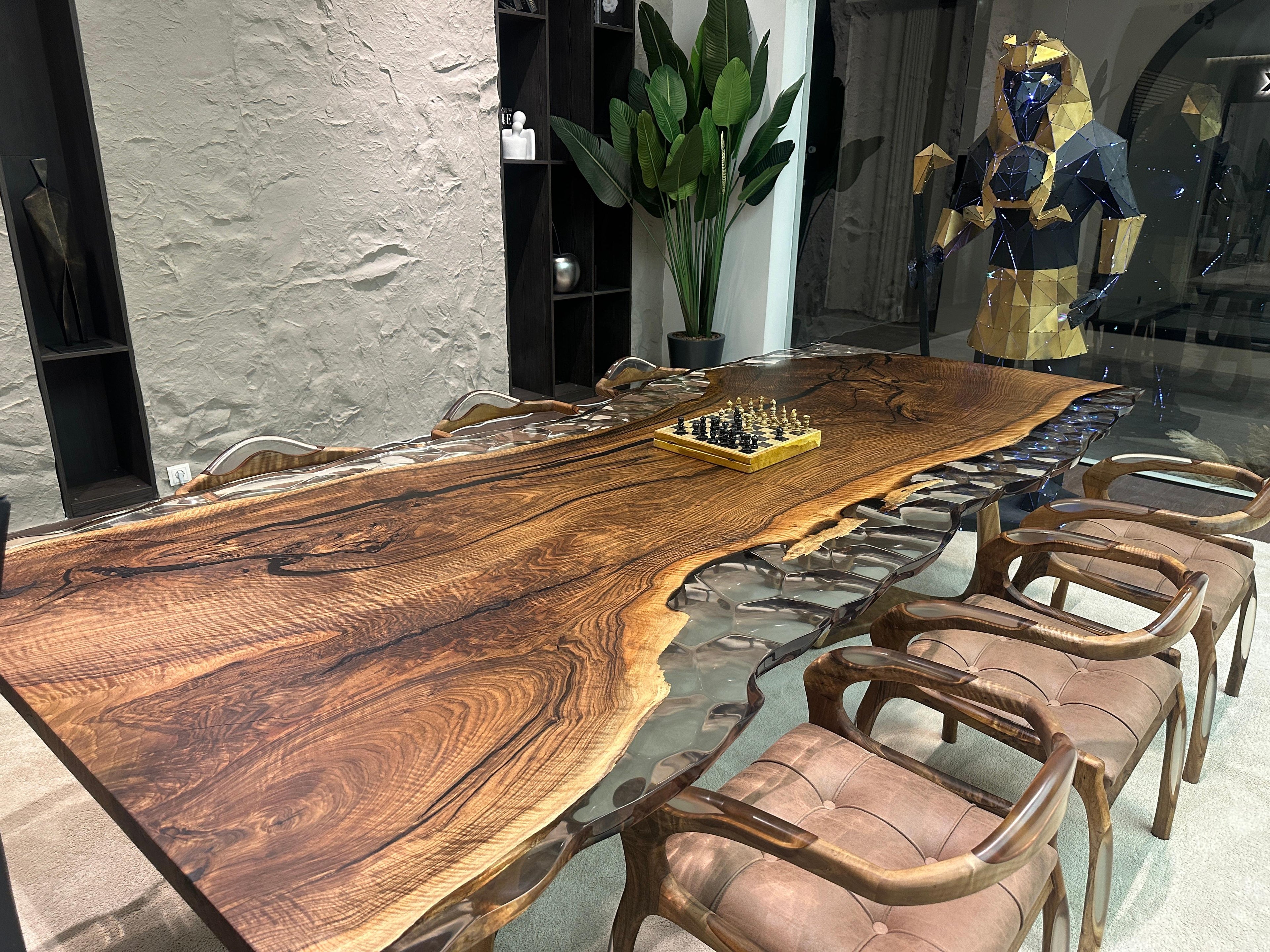 https://a.1stdibscdn.com/ultra-clear-wavy-epoxy-resin-dining-table-epoxy-resin-and-wood-table-for-sale-picture-3/f_91932/f_426476421733750117496/IMG_1745_master.JPG
