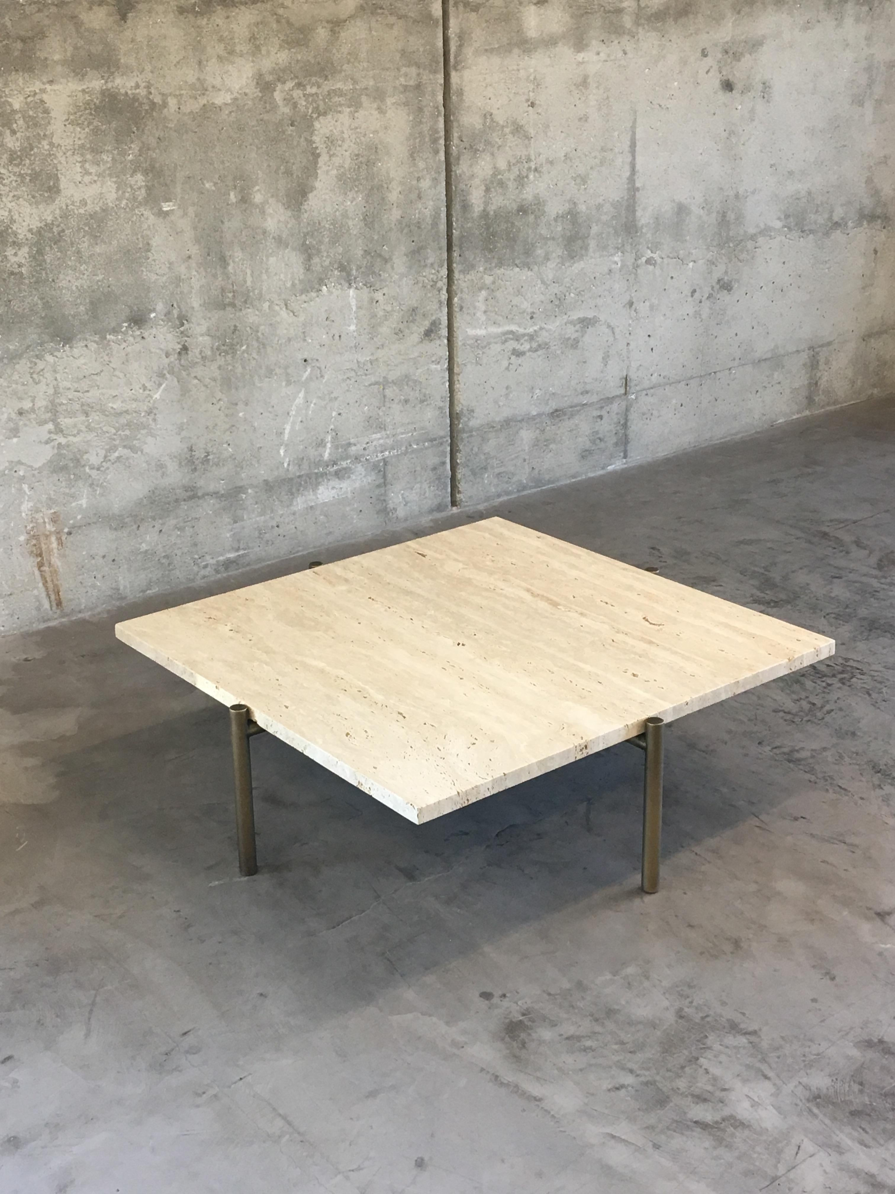 https://a.1stdibscdn.com/tivoli-coffee-table-4-legs-round-travertine-top-oil-rubbed-bronze-base-for-sale-picture-8/f_57062/f_30346852/IMG_1754069976579_master.jpg