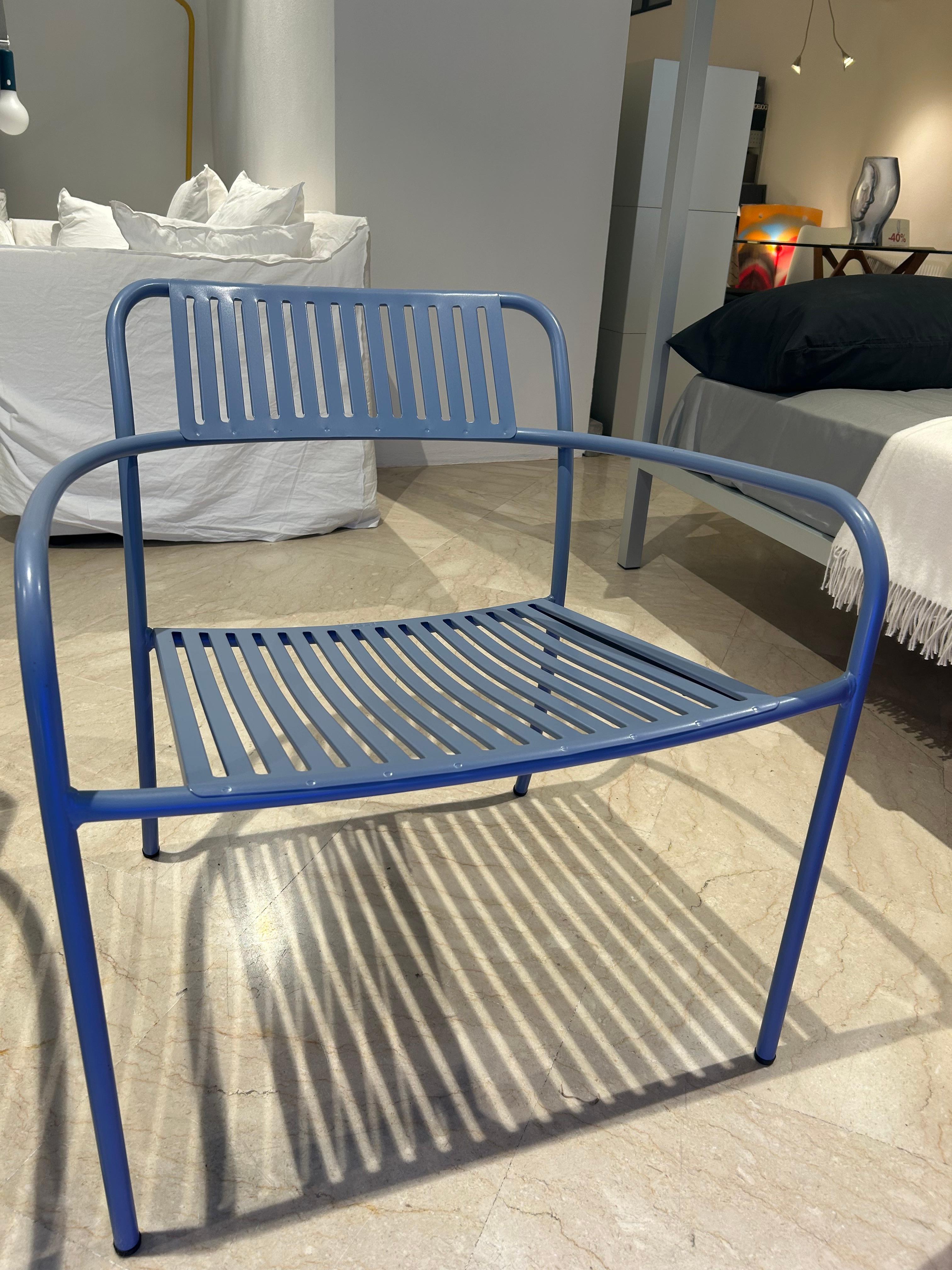 https://a.1stdibscdn.com/armchair-for-outdoor-garden-tolix-patio-slatted-for-sale-picture-6/f_105752/f_46211782/IMG_1754862450898_master.jpeg