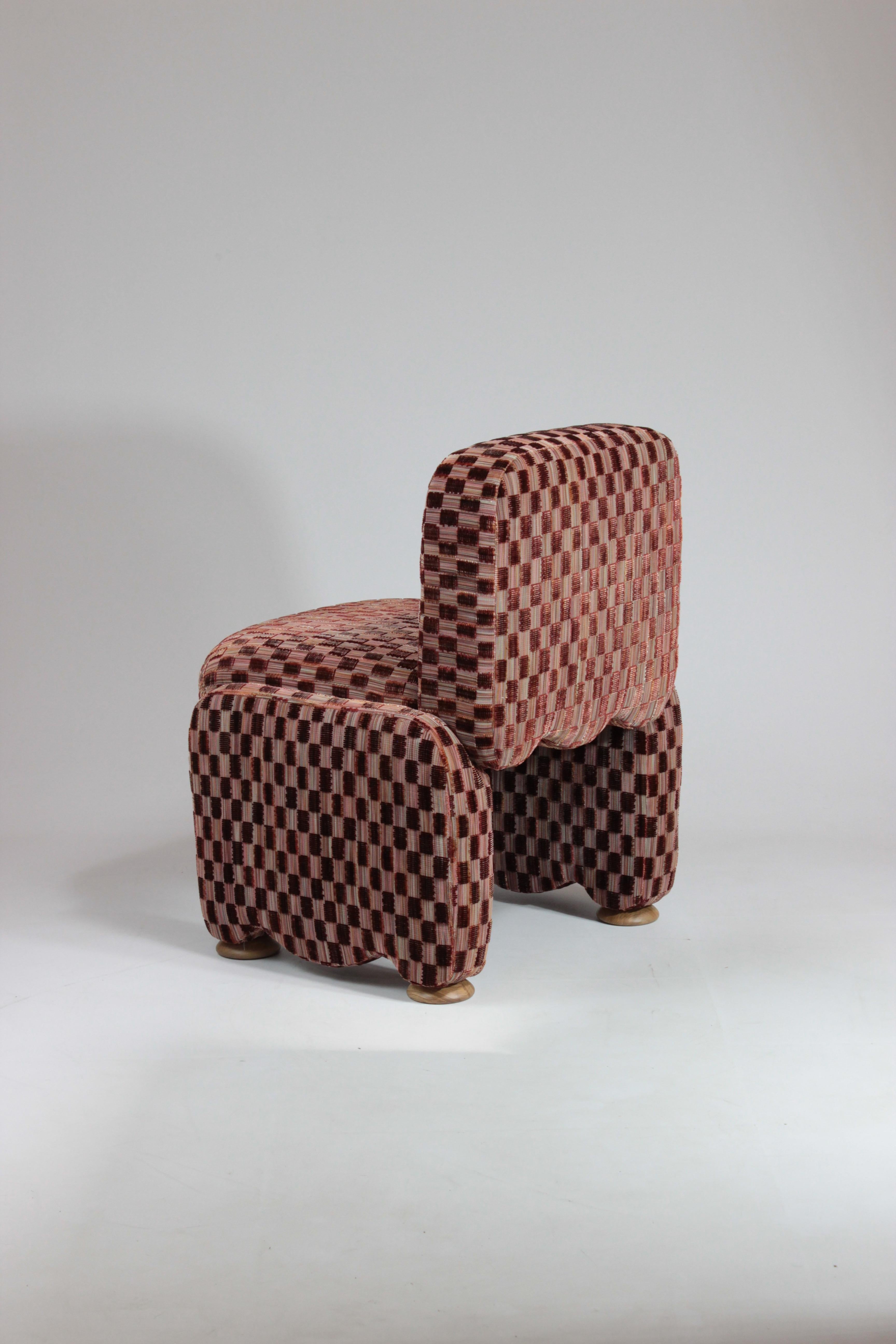 https://a.1stdibscdn.com/dooq-cindy-chair-withou-arms-in-red-fabric-for-sale-picture-4/f_54242/f_46419822/IMG_1756218130650_master.JPG