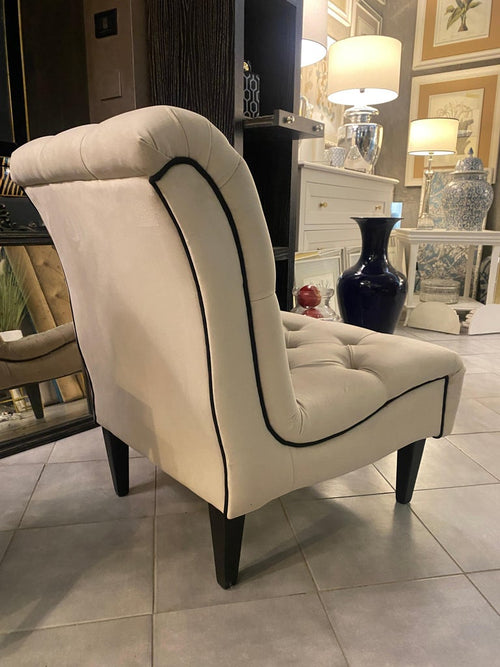 https://a.1stdibscdn.com/italian-contemporary-light-creamy-velvet-and-black-wood-bedroom-armchair-for-sale-picture-2/f_48502/f_48554512/IMG_1769624654724_master.JPG?width=768