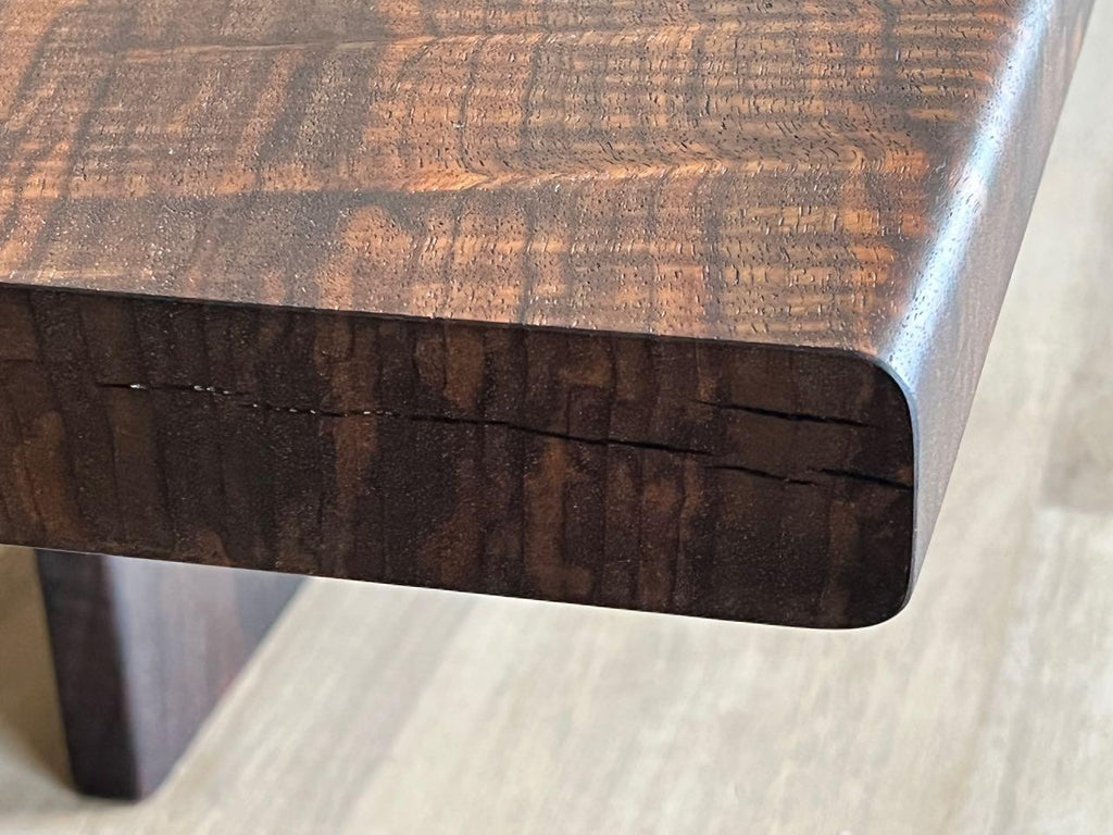 https://a.1stdibscdn.com/domus-modern-slab-table-in-claro-walnut-by-artist-designer-florian-roeper-for-sale-picture-9/f_15542/f_469192621759518659243/IMG_1782_master.jpg