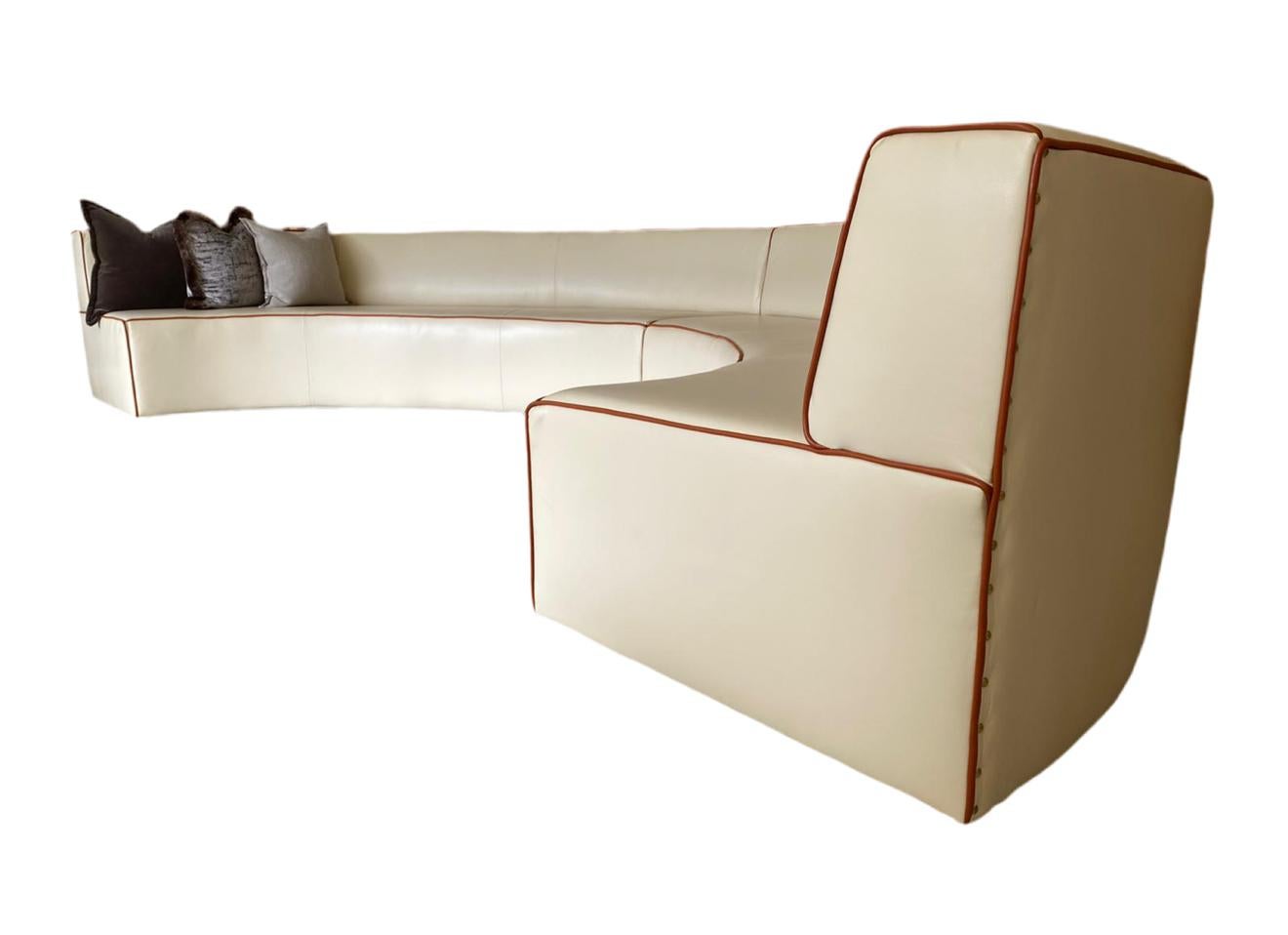 https://a.1stdibscdn.com/our-full-circle-sofa-in-leather-for-sale-picture-4/f_79732/f_439607621741541771391/IMG_1864_master.jpeg