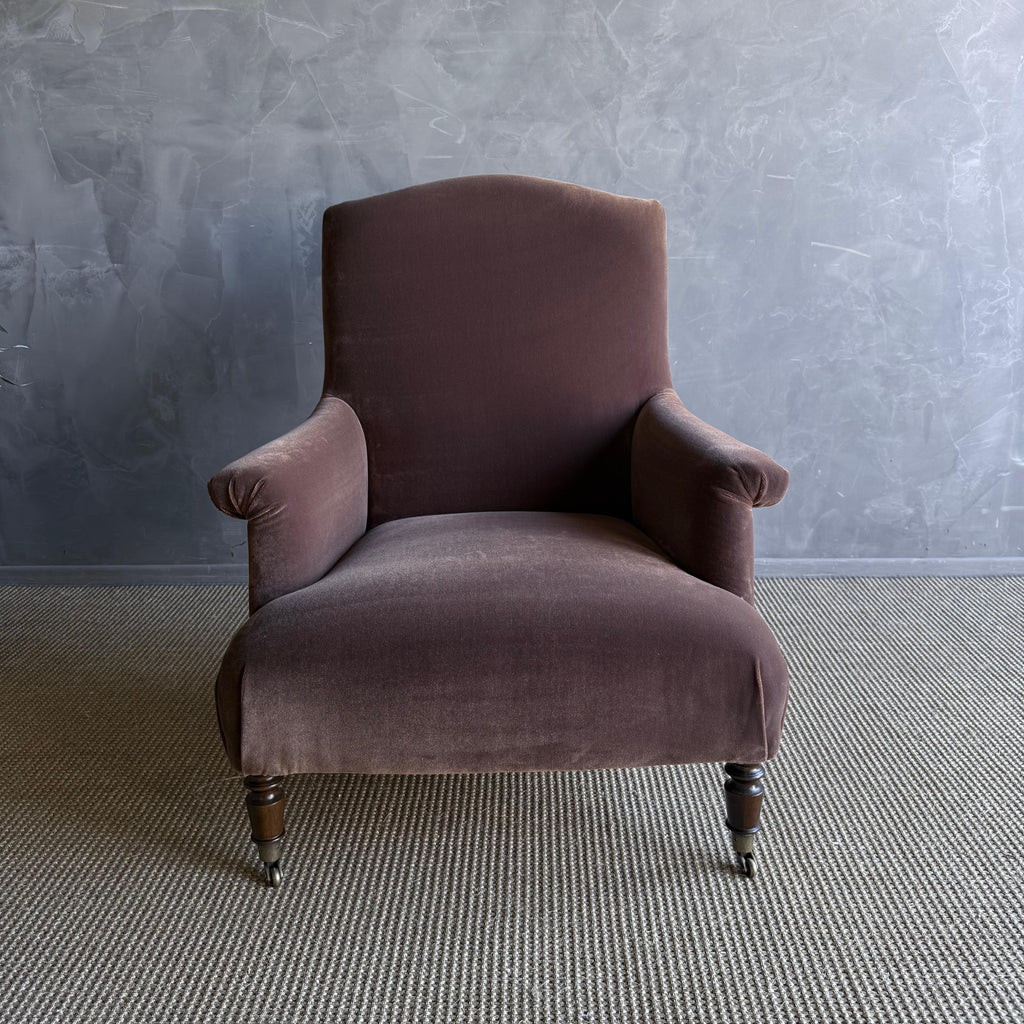 https://a.1stdibscdn.com/alma-napoleon-style-accent-chair-in-velvet-for-sale-picture-3/f_18223/f_478145921764728480031/IMG_1867_2_master.jpg