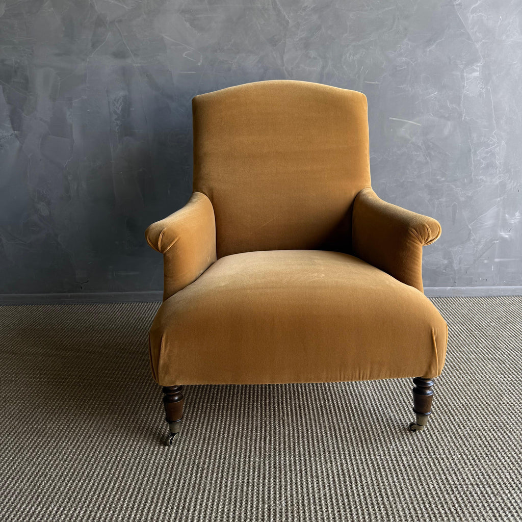 https://a.1stdibscdn.com/alma-upholstered-accent-chair-in-faux-mohair-velvet-for-sale-picture-4/f_18223/f_478146121764728663226/IMG_1881_2_master.jpg