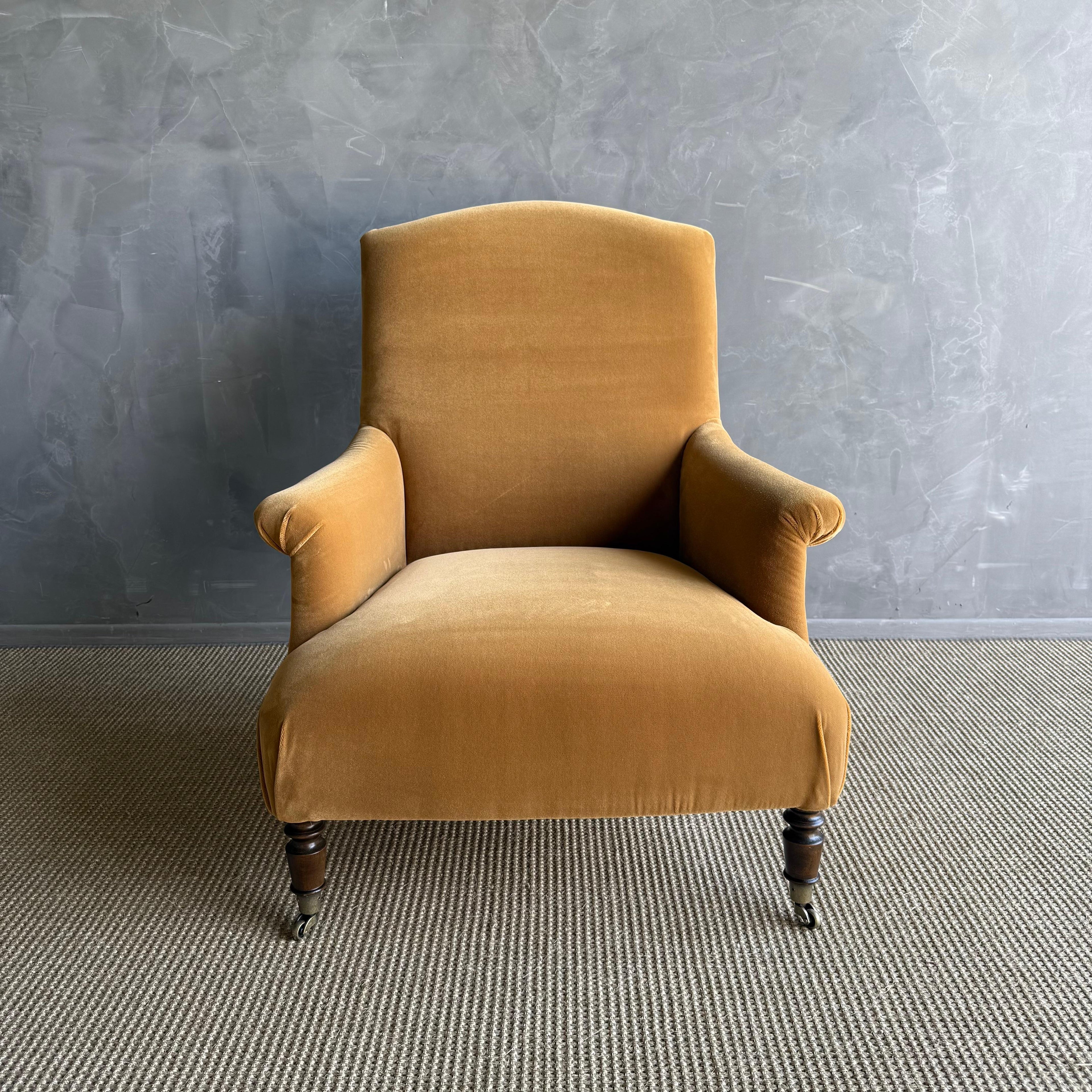 https://a.1stdibscdn.com/alma-upholstered-accent-chair-in-faux-mohair-velvet-for-sale-picture-5/f_18223/f_478146121764728660088/IMG_1882_2_master.jpg