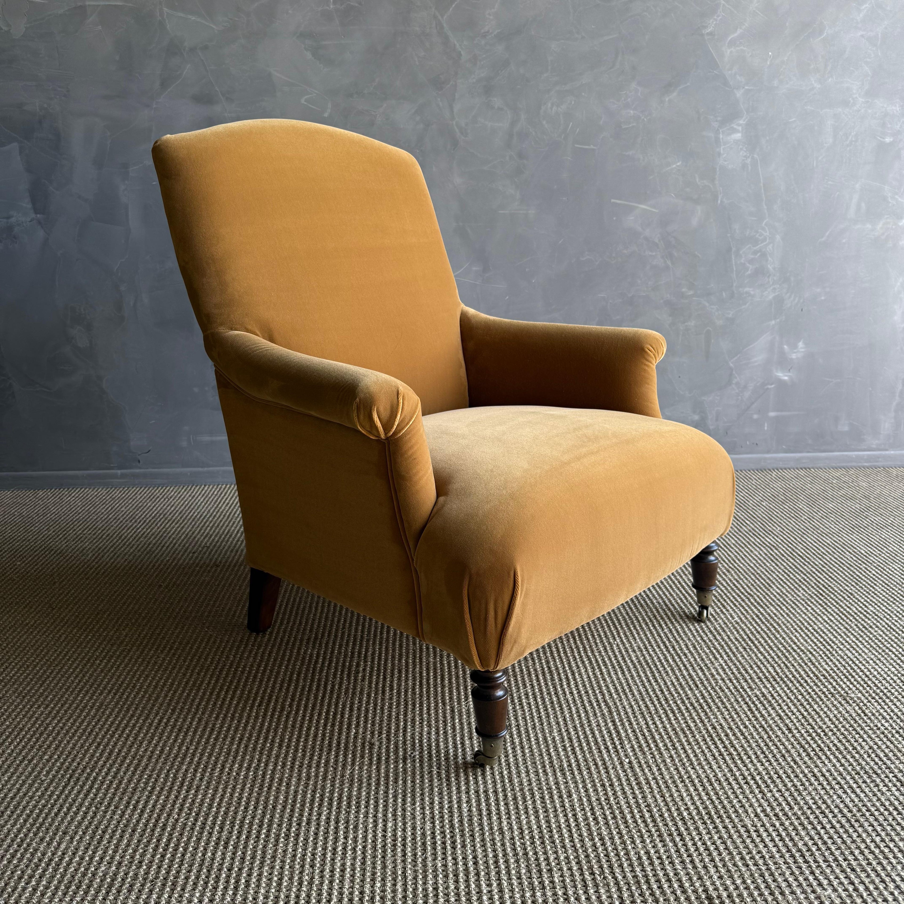 https://a.1stdibscdn.com/alma-upholstered-accent-chair-in-faux-mohair-velvet-for-sale-picture-9/f_18223/f_478146121764728663135/IMG_1886_master.jpg