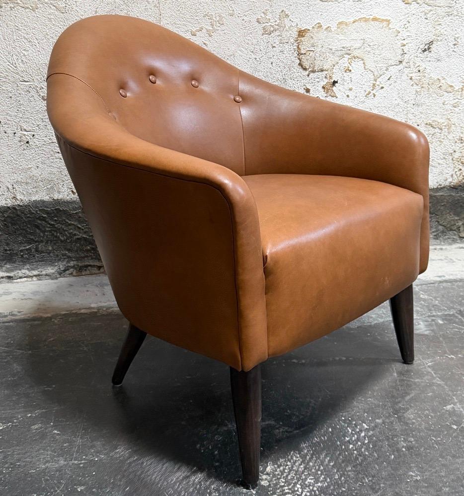 https://a.1stdibscdn.com/snygg-caramel-leather-lounge-chair-by-bjork-studio-for-sale-picture-3/f_8574/f_472031721761422481665/IMG_1953_master.jpeg