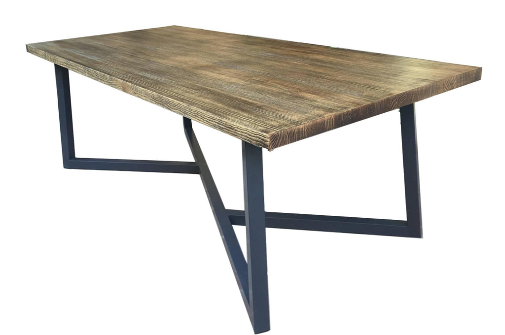 https://a.1stdibscdn.com/21st-century-wrought-iron-set-of-patio-dining-table-and-chairs-for-sale-picture-4/f_17262/f_125792611541419777712/IMG_1960_clipped_rev_1_master.jpeg