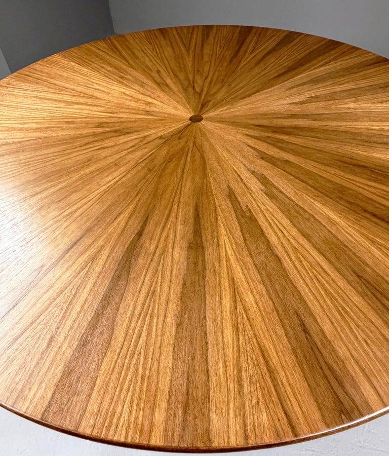 https://a.1stdibscdn.com/new-fiordland-round-dining-table-in-walnut-by-aaron-saxton-for-sale-picture-7/f_16162/f_483000721768312843449/IMG_1995_master.jpeg?width=768