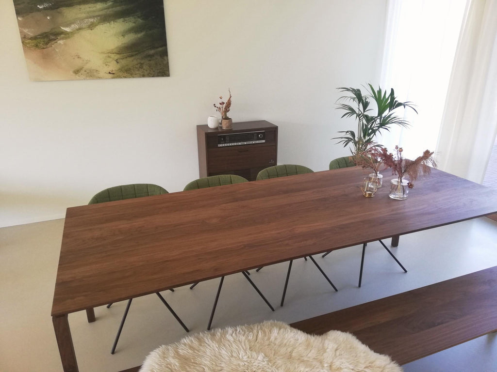 https://a.1stdibscdn.com/kluskens-mistral-dining-table-for-sale-picture-9/f_60392/f_383792321707766638558/IMG_20200422_100949_master.jpeg