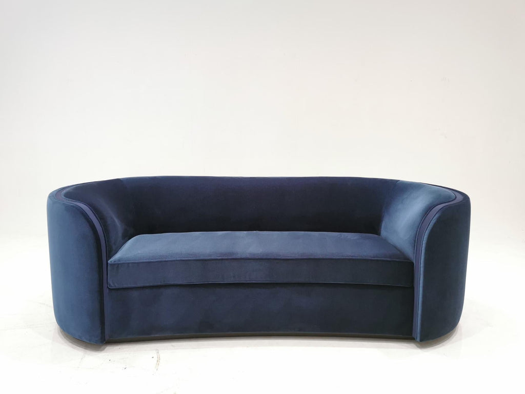 https://a.1stdibscdn.com/les-bains-sofa-tristan-auer-for-sale-picture-5/f_52202/f_253543321647514099758/IMG_20210906_163535_resized_20210906_044548030_master.jpg