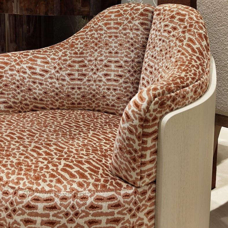 https://a.1stdibscdn.com/sculptural-swivel-armchair-featuring-limed-oak-curved-back-patterned-fabric-for-sale-picture-3/f_27693/f_462640621755153695690/IMG_20250116_144722839_master.jpg