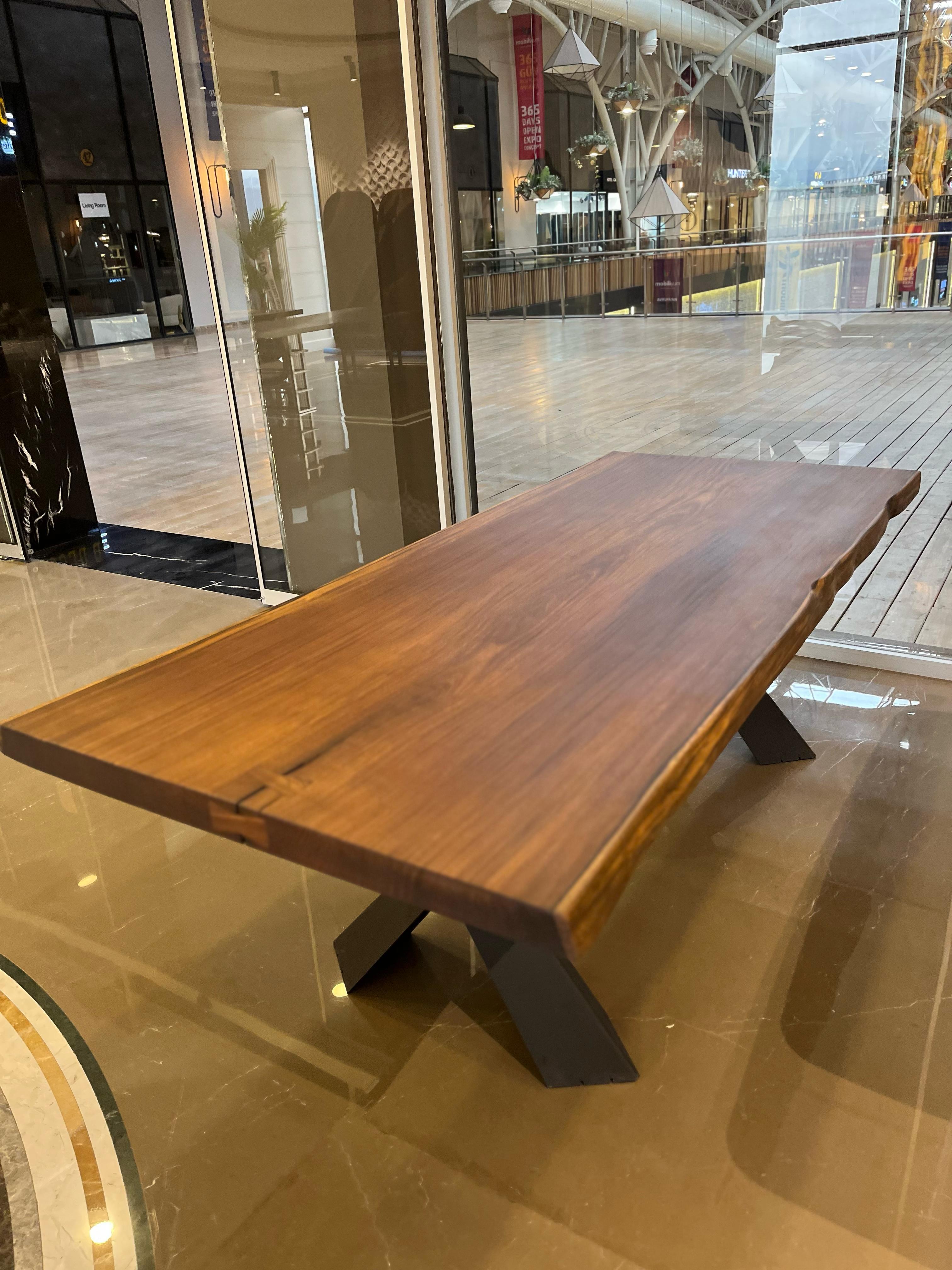 https://a.1stdibscdn.com/teak-wood-outdoor-dining-table-teak-wood-for-outdoor-live-edge-natural-table-for-sale-picture-4/f_91932/f_442544321743152926848/IMG_20250328_WA0008_master.jpg