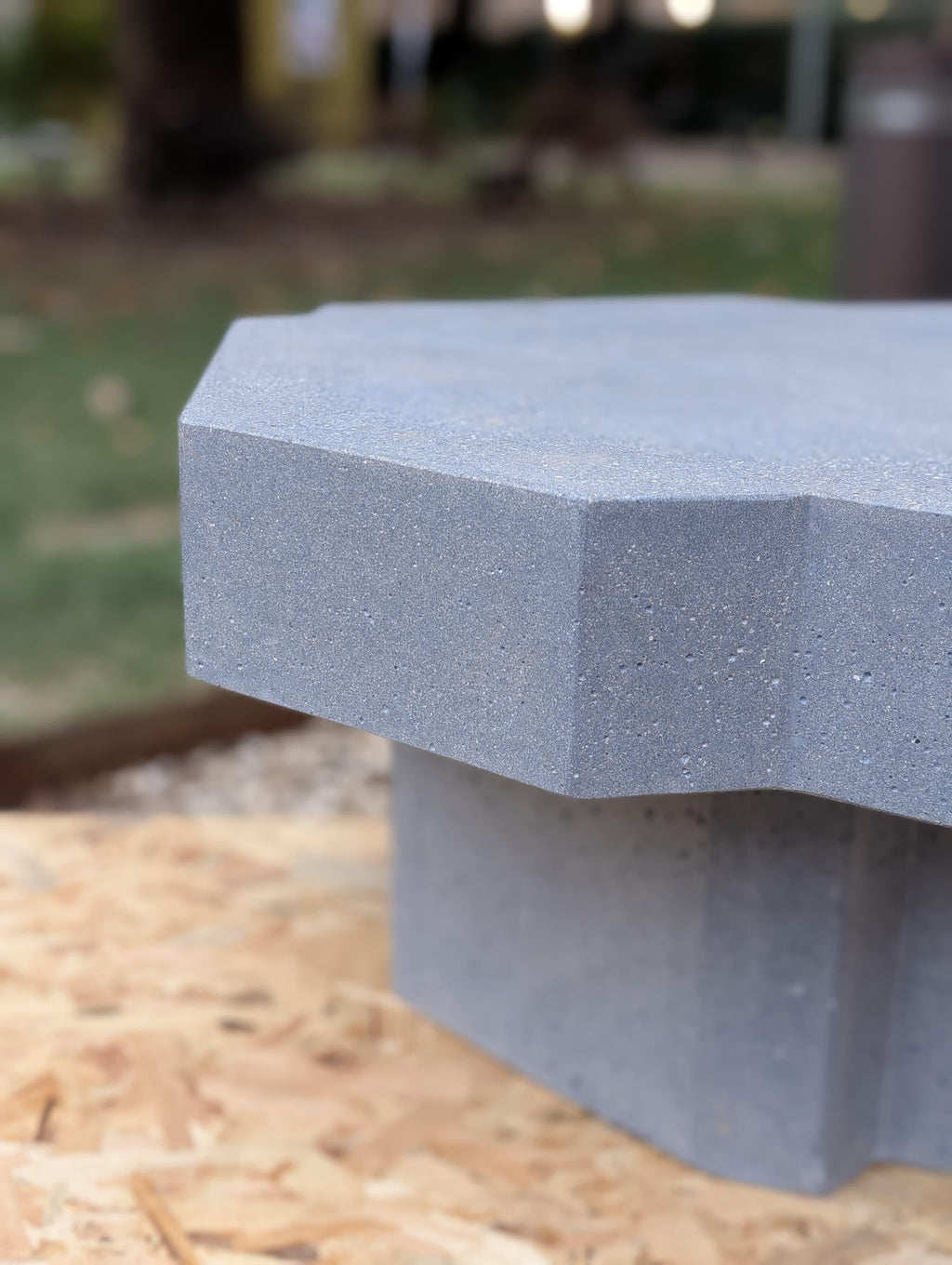 https://a.1stdibscdn.com/panarea-capsule-collection-basiluzzo-coffee-table-in-uhpc-cement-mortar-for-sale-picture-9/f_38941/f_468673321759235432121/IMG_20250622_WA0041_master.jpg