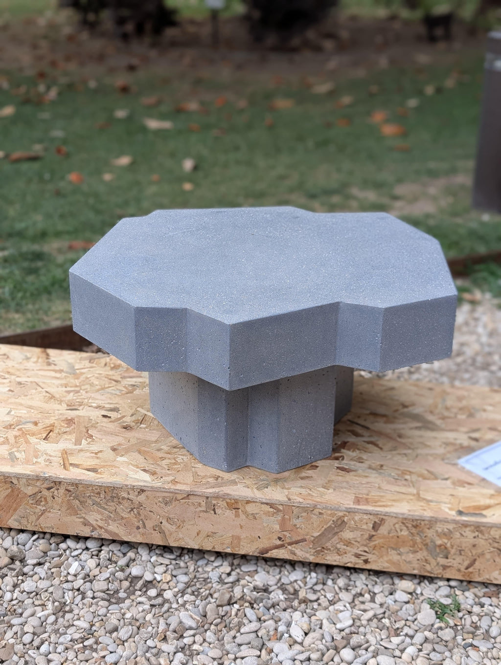 https://a.1stdibscdn.com/panarea-capsule-collection-basiluzzo-coffee-table-in-uhpc-cement-mortar-for-sale-picture-13/f_38941/f_468673321759235544486/IMG_20250622_WA0046_master.jpg