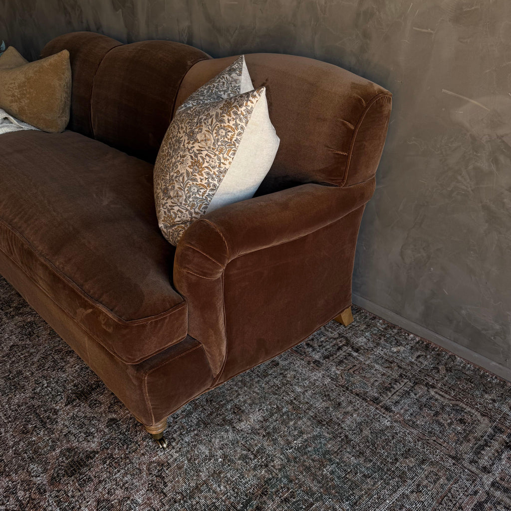 https://a.1stdibscdn.com/modern-english-sofa-in-chestnut-brown-in-faux-velvet-mohair-with-down-cushion-for-sale-picture-10/f_18223/f_492842421773862694895/IMG_2075_master.jpg