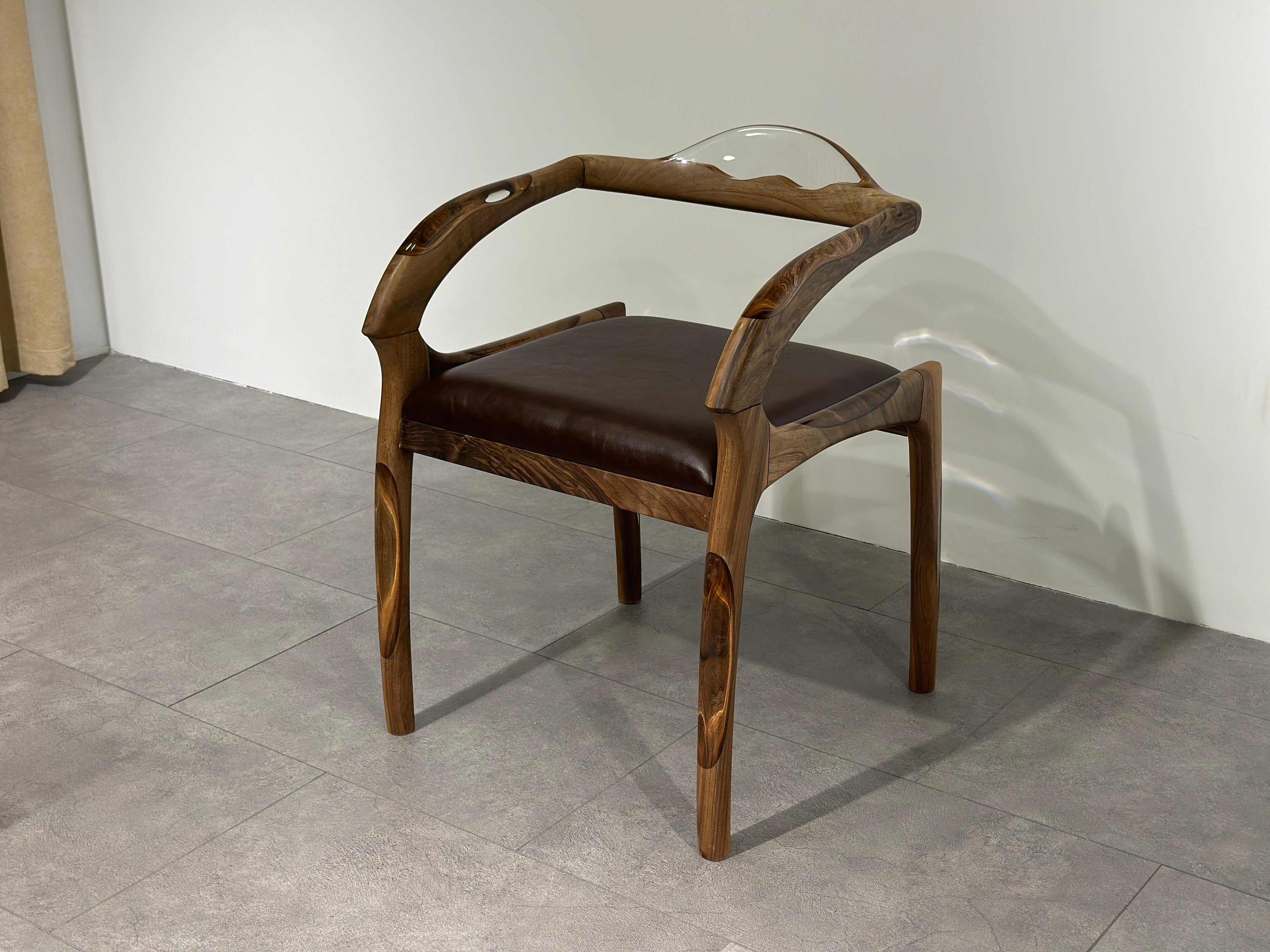 https://a.1stdibscdn.com/clear-epoxy-walnut-chair-for-sale-picture-4/f_91932/f_383529521707567962331/IMG_2085_master.JPG