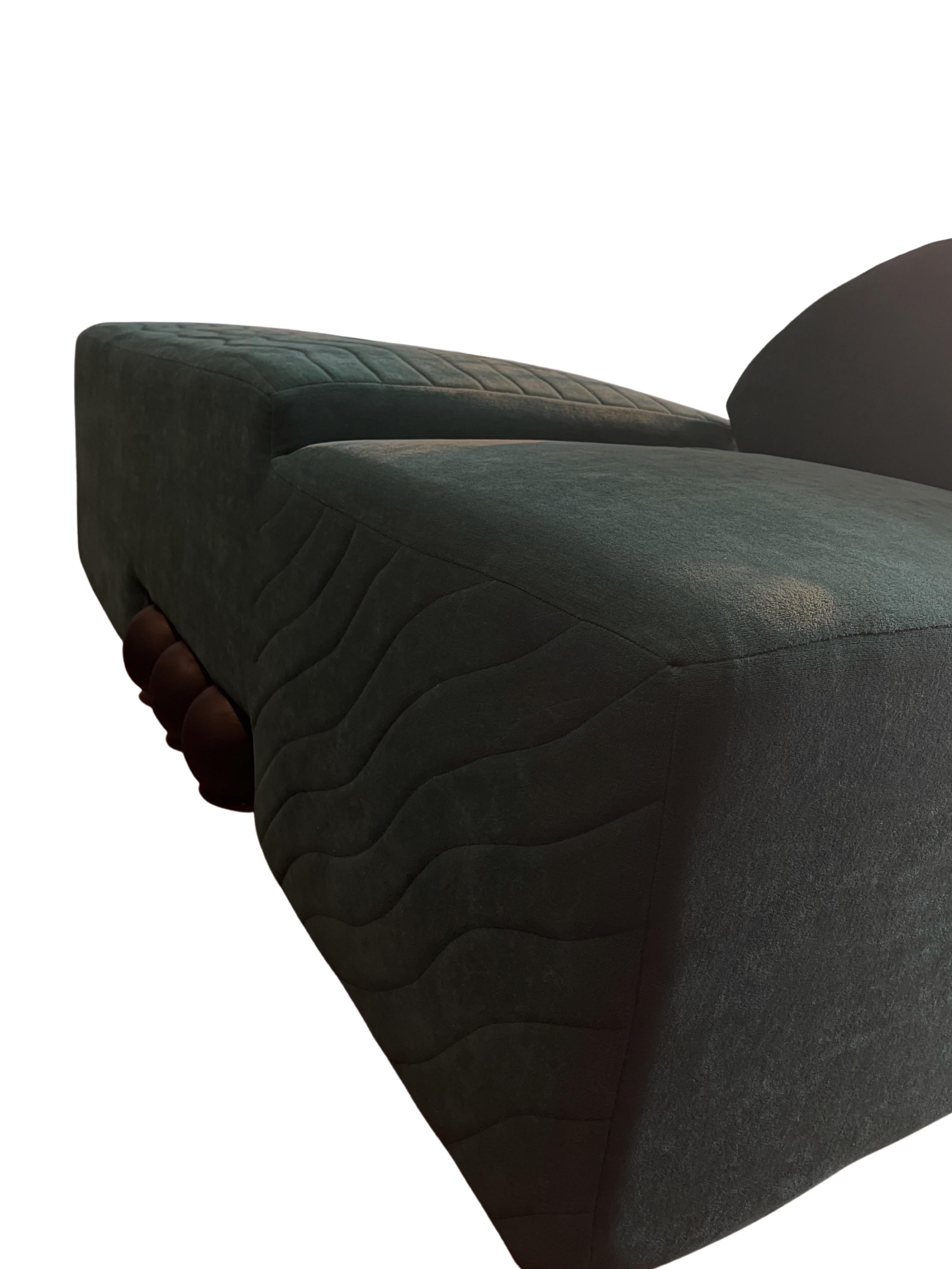 https://a.1stdibscdn.com/rag-home-three-seat-modern-bench-sofa-in-green-velvet-for-sale-picture-3/f_60182/f_273879521644932389096/IMG_2277_master.JPG