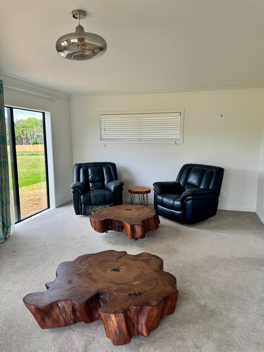 https://a.1stdibscdn.com/12m-kauri-coffee-table-in-solid-ancient-kauri-wood-for-sale-picture-4/f_79872/f_478279421764821852665/IMG_2423_master.jpg