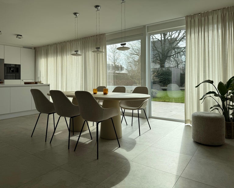 https://a.1stdibscdn.com/contemporary-rounded-natural-plaster-menhir-table-320-cm-by-isabelle-beaumont-for-sale-picture-8/f_86552/f_442893621743254164655/IMG_2457_master.jpeg?width=768