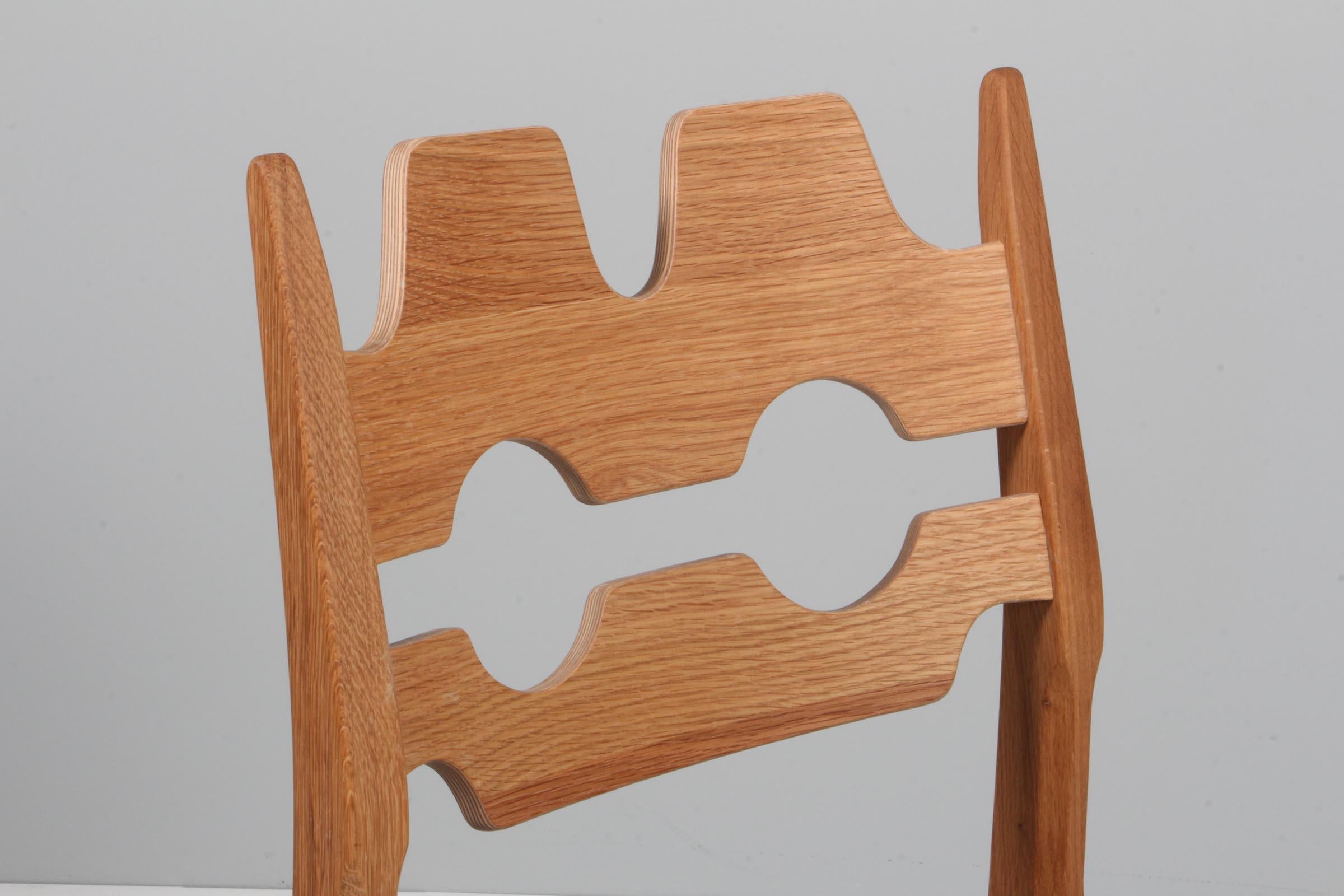 https://a.1stdibscdn.com/dining-chairs-by-henning-kjaernulf-model-razoblade-denmark-oak-for-sale-picture-3/f_42391/f_338323021681632049658/IMG_2463_master.jpg