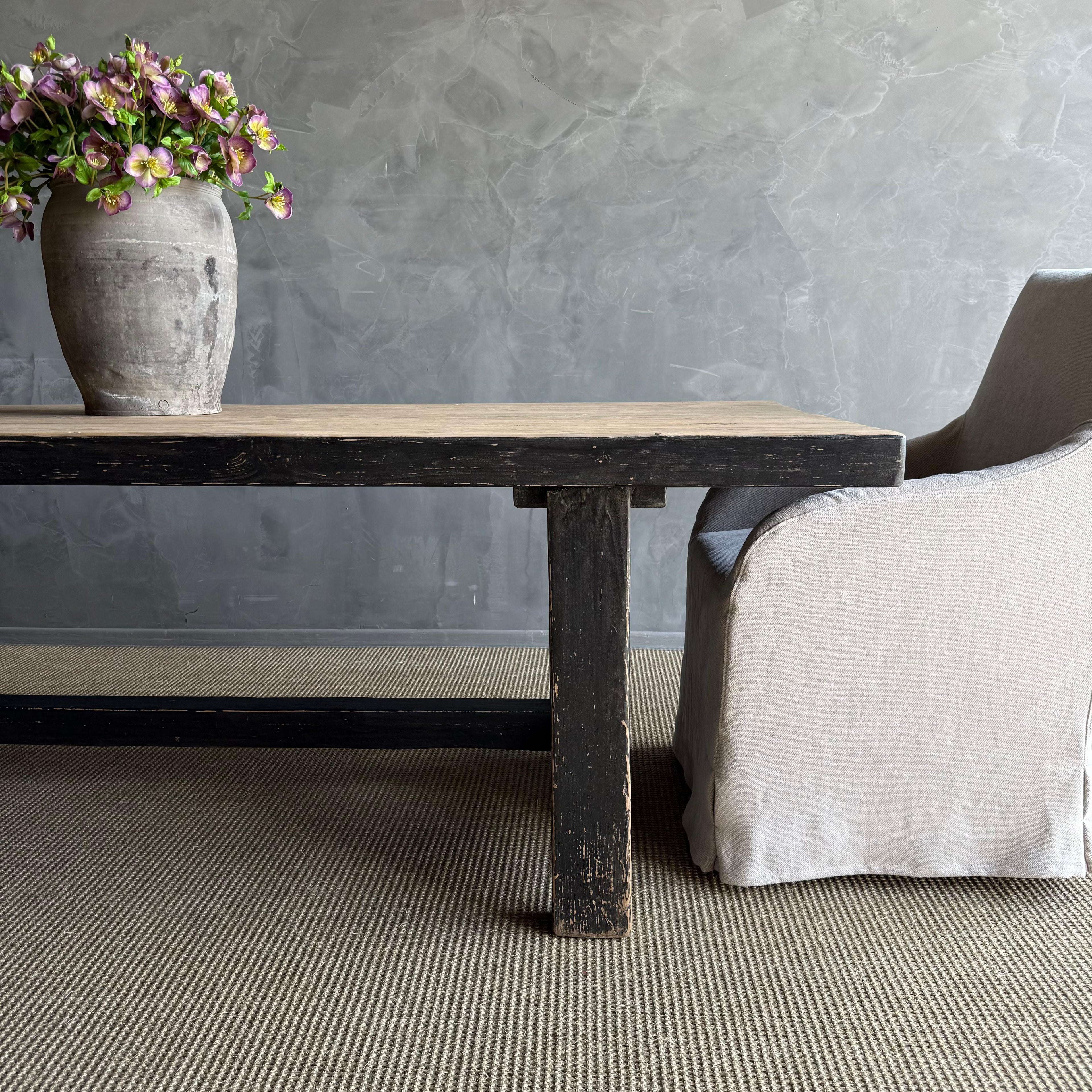 https://a.1stdibscdn.com/reclaimed-elm-wood-dining-table-in-natural-and-black-distress-for-sale-picture-9/f_18223/f_480614221766168606773/IMG_2468_master.jpeg