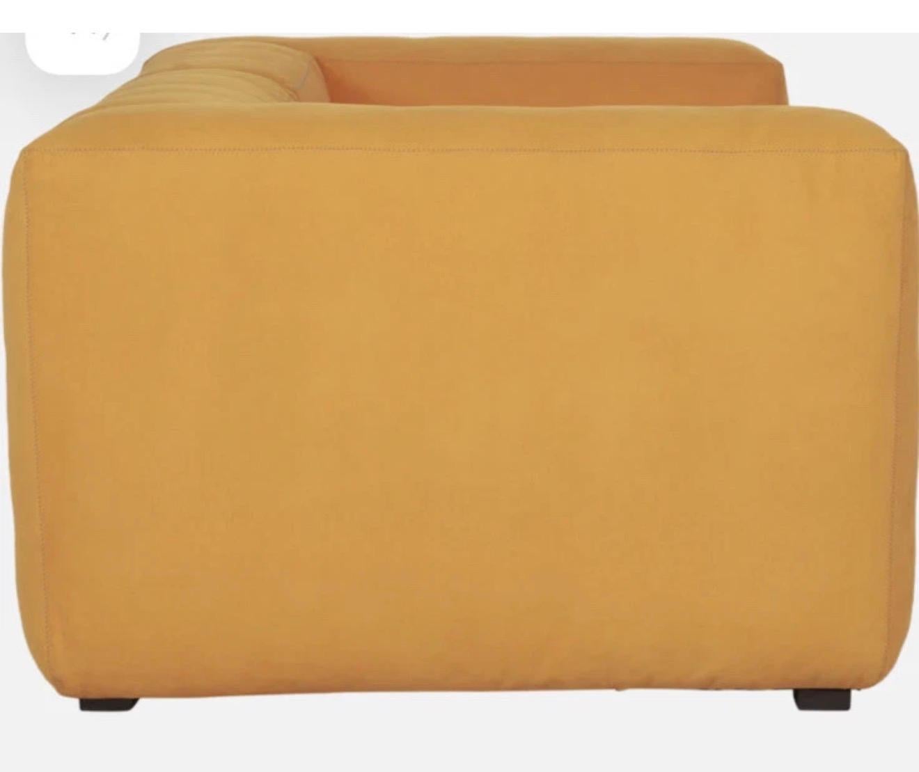 https://a.1stdibscdn.com/hay-mags-25-seater-a-herman-miller-brand-orange-vegan-suede-for-sale-picture-3/f_103602/f_473456521762121841328/IMG_2478_master.jpg