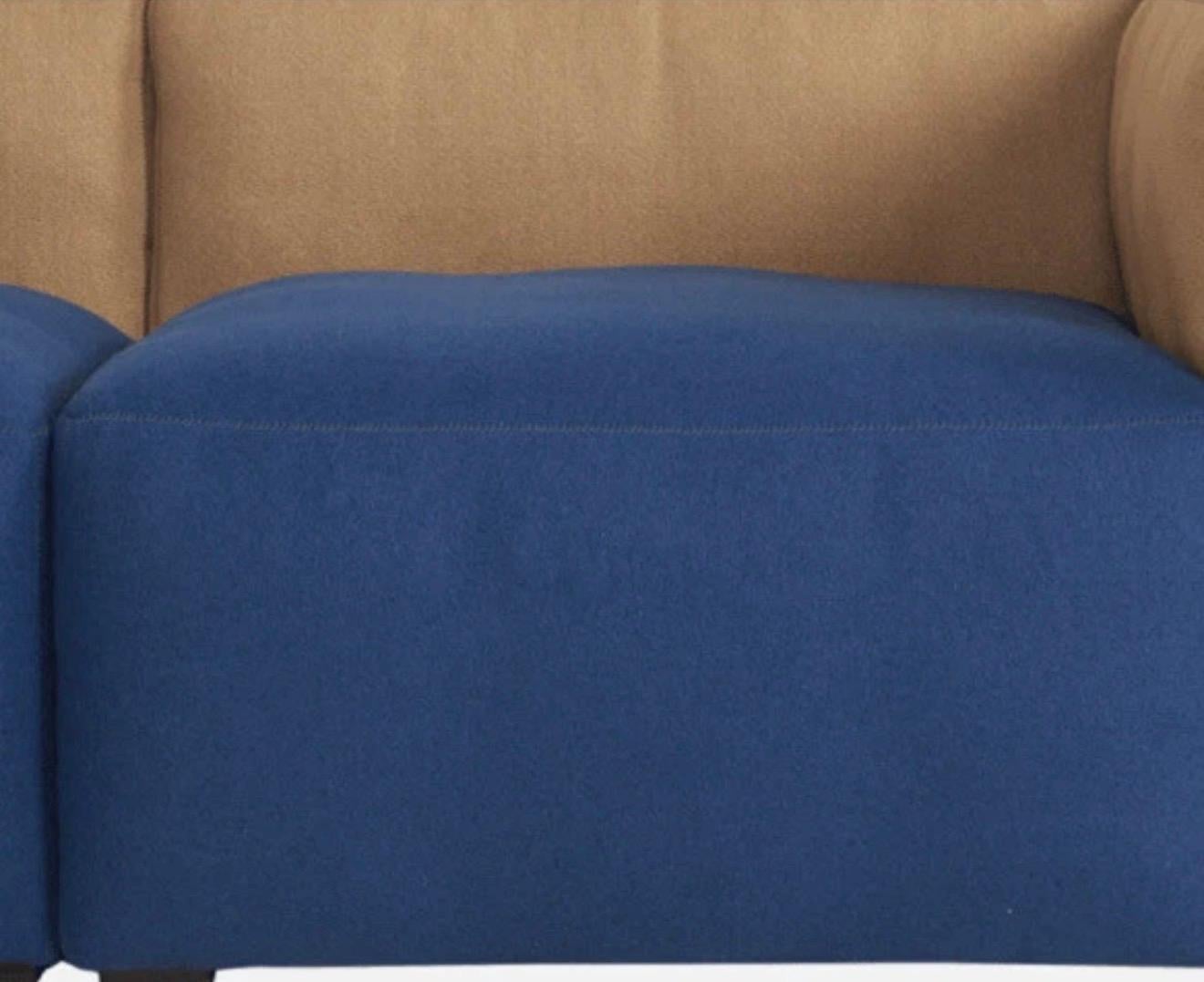 https://a.1stdibscdn.com/hay-mags-25-seater-a-herman-miller-brand-blue-beige-for-sale-picture-5/f_103602/f_473456121762121108719/IMG_2485_master.jpg