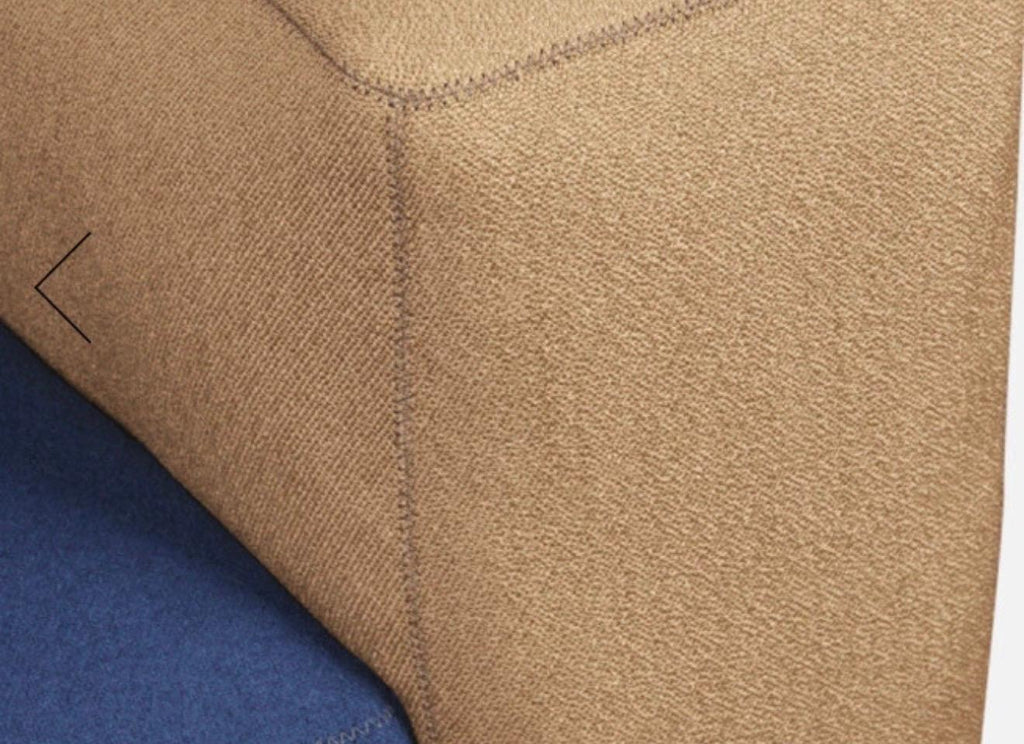 https://a.1stdibscdn.com/hay-mags-25-seater-a-herman-miller-brand-blue-beige-for-sale-picture-6/f_103602/f_473456121762121108793/IMG_2486_master.jpg