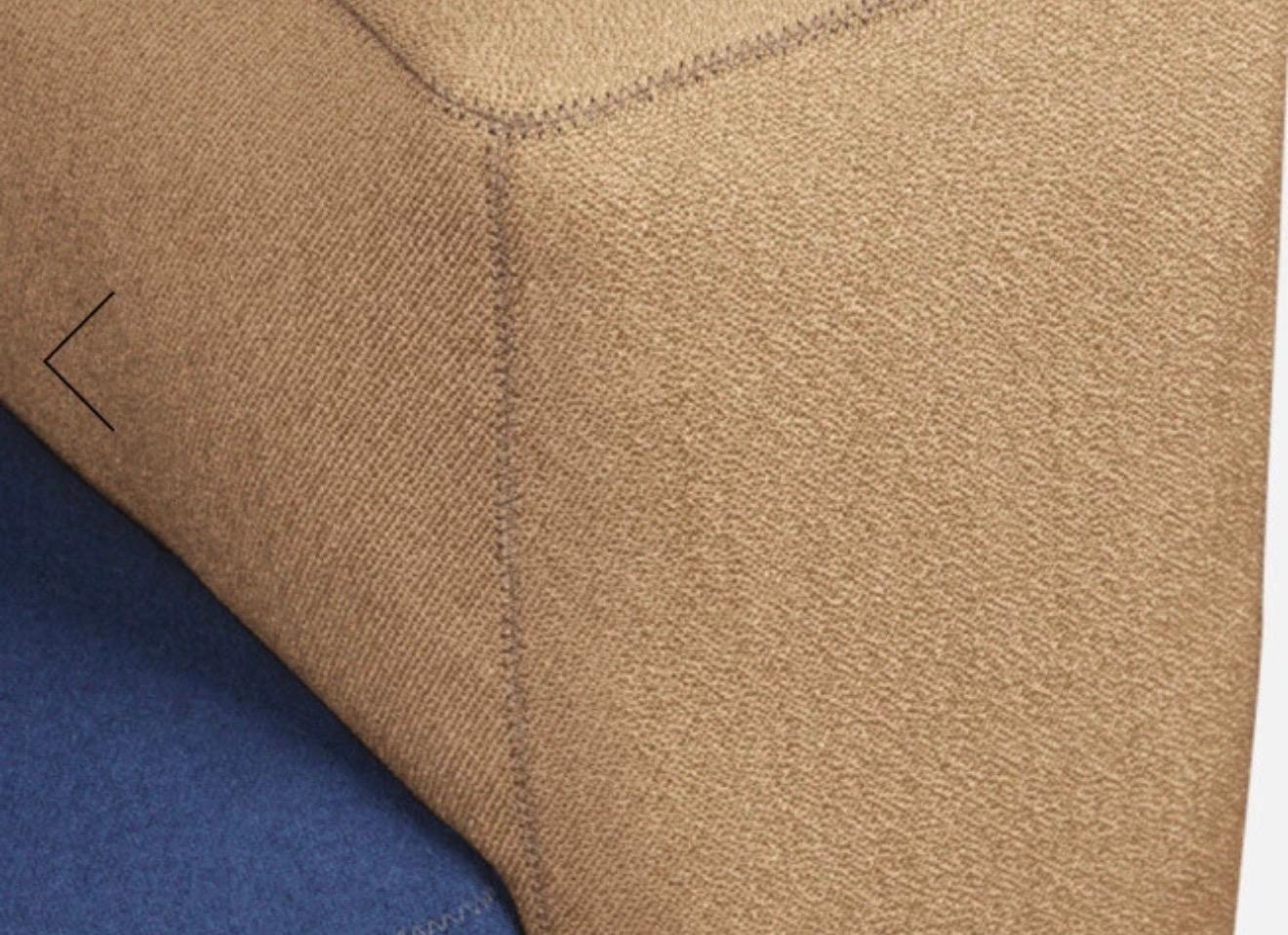 https://a.1stdibscdn.com/hay-mags-25-seater-a-herman-miller-brand-blue-beige-for-sale-picture-6/f_103602/f_473456121762121108793/IMG_2486_master.jpg