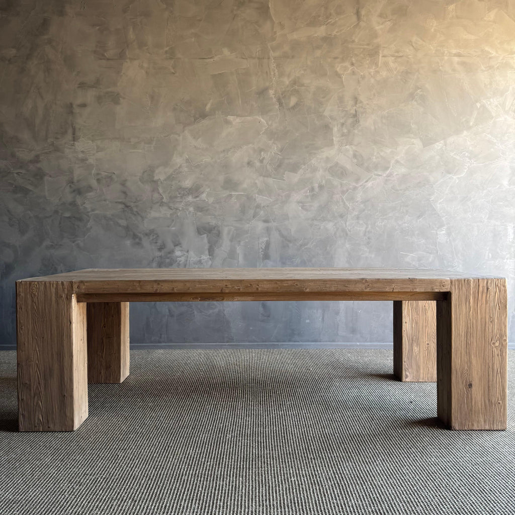 https://a.1stdibscdn.com/solid-elm-wood-beam-style-dining-table-crafted-from-rustic-reclaimed-elm-wood-for-sale-picture-2/f_18223/f_468890721759359919737/IMG_2493_master.jpg