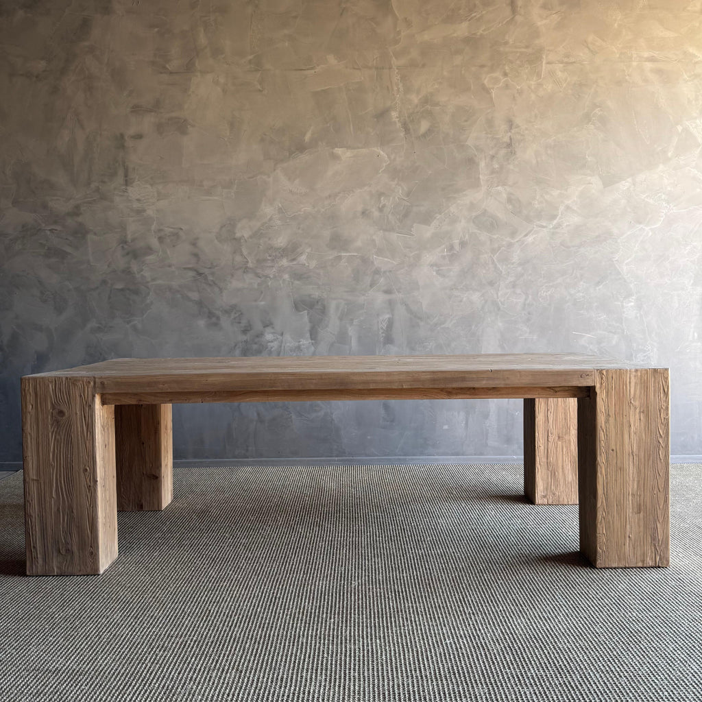 https://a.1stdibscdn.com/solid-elm-wood-beam-style-dining-table-crafted-from-rustic-reclaimed-elm-wood-for-sale-picture-10/f_18223/f_468890721759359929917/IMG_2502_master.jpg