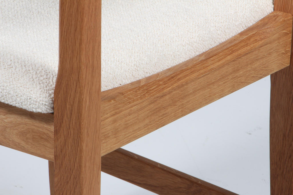 https://a.1stdibscdn.com/dining-chairs-by-henning-kjaernulf-model-razoblade-denmark-oak-for-sale-picture-8/f_42391/f_338324721681632432374/IMG_2503_master.jpg