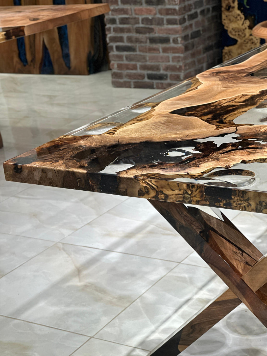 https://a.1stdibscdn.com/waterdrop-ultra-clear-epoxy-resin-walnut-dining-table-for-sale-picture-8/f_91932/f_372331321700827498183/IMG_2557_master.JPG